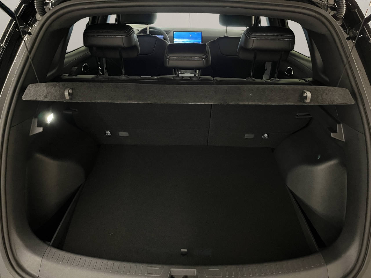 BYD Atto 2 DM-i Boost CH FAHRZEUG-image-16