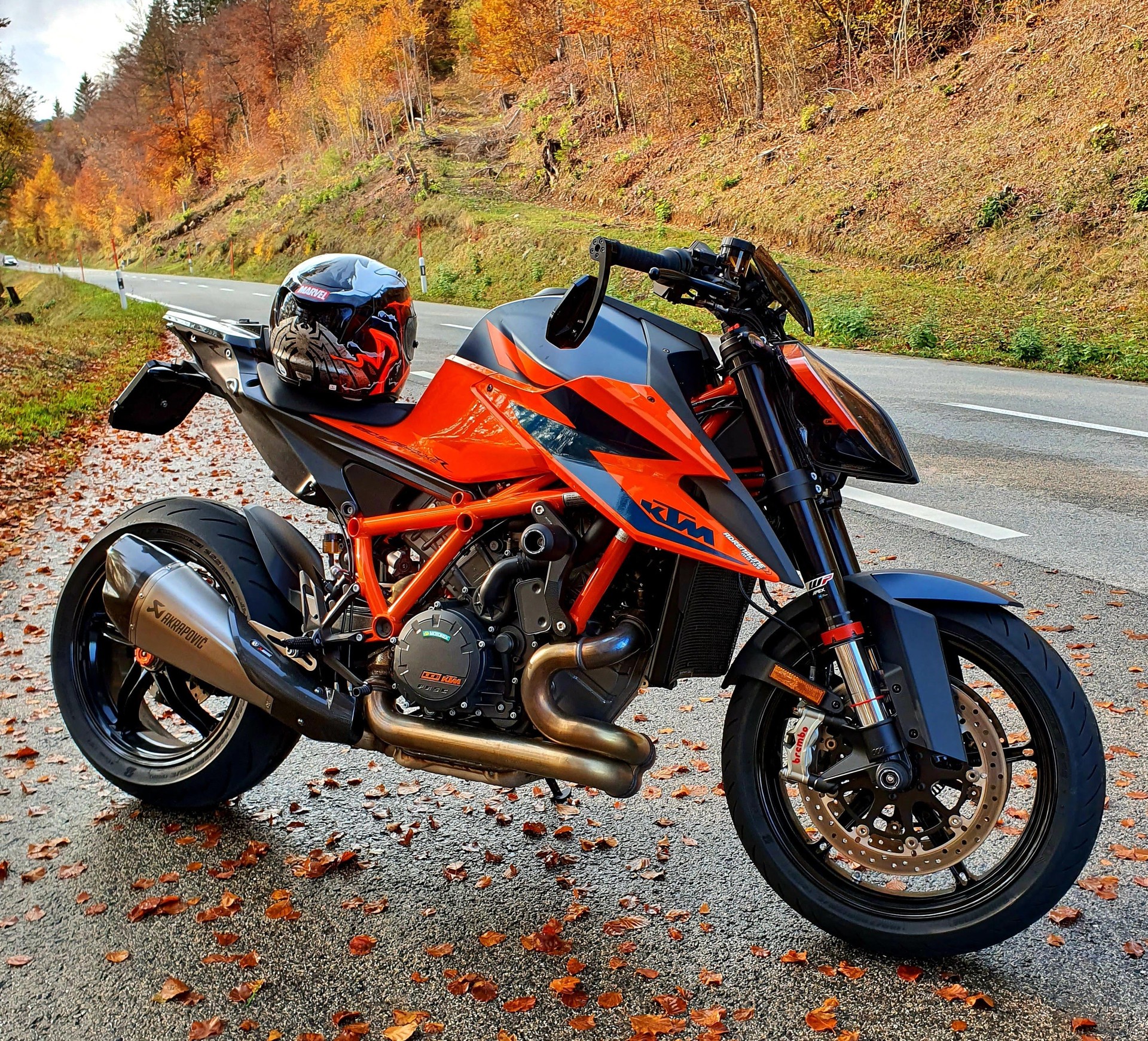 KTM 1290 Super Duke R-image-1