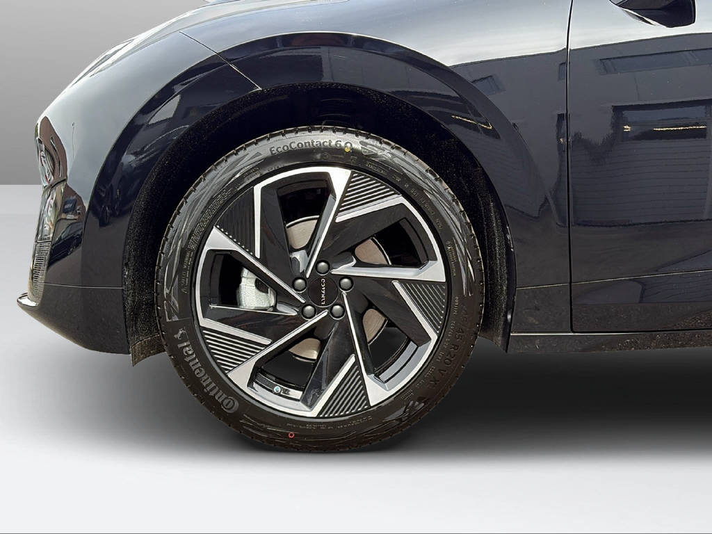 LYNK & CO 02-image-7