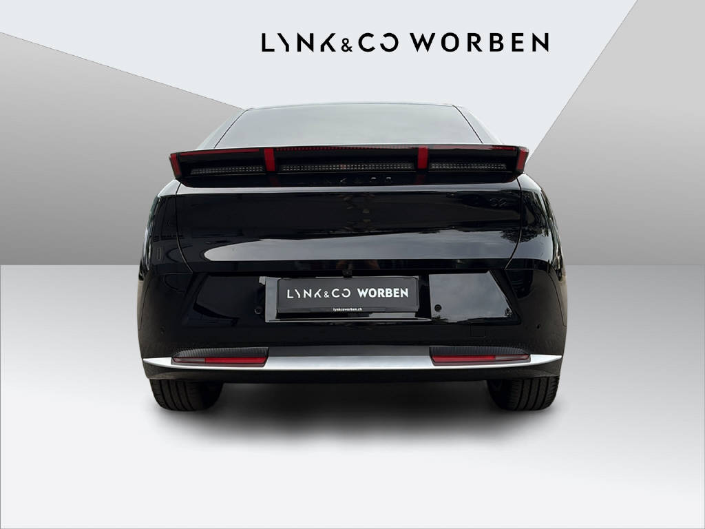 LYNK & CO 02-image-5