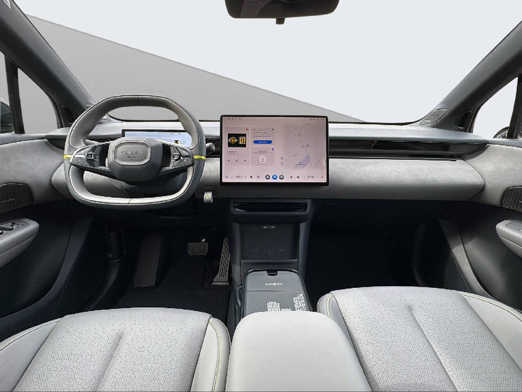 LYNK & CO 02-image-11