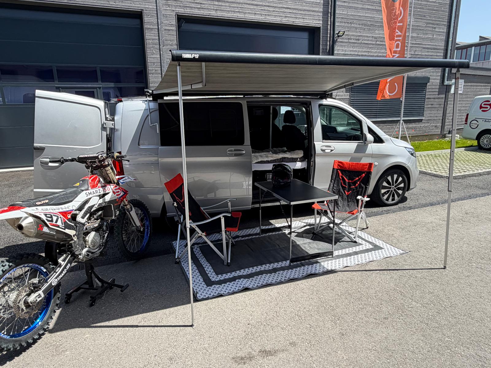 MERCEDES-BENZ Extra Long-image-4