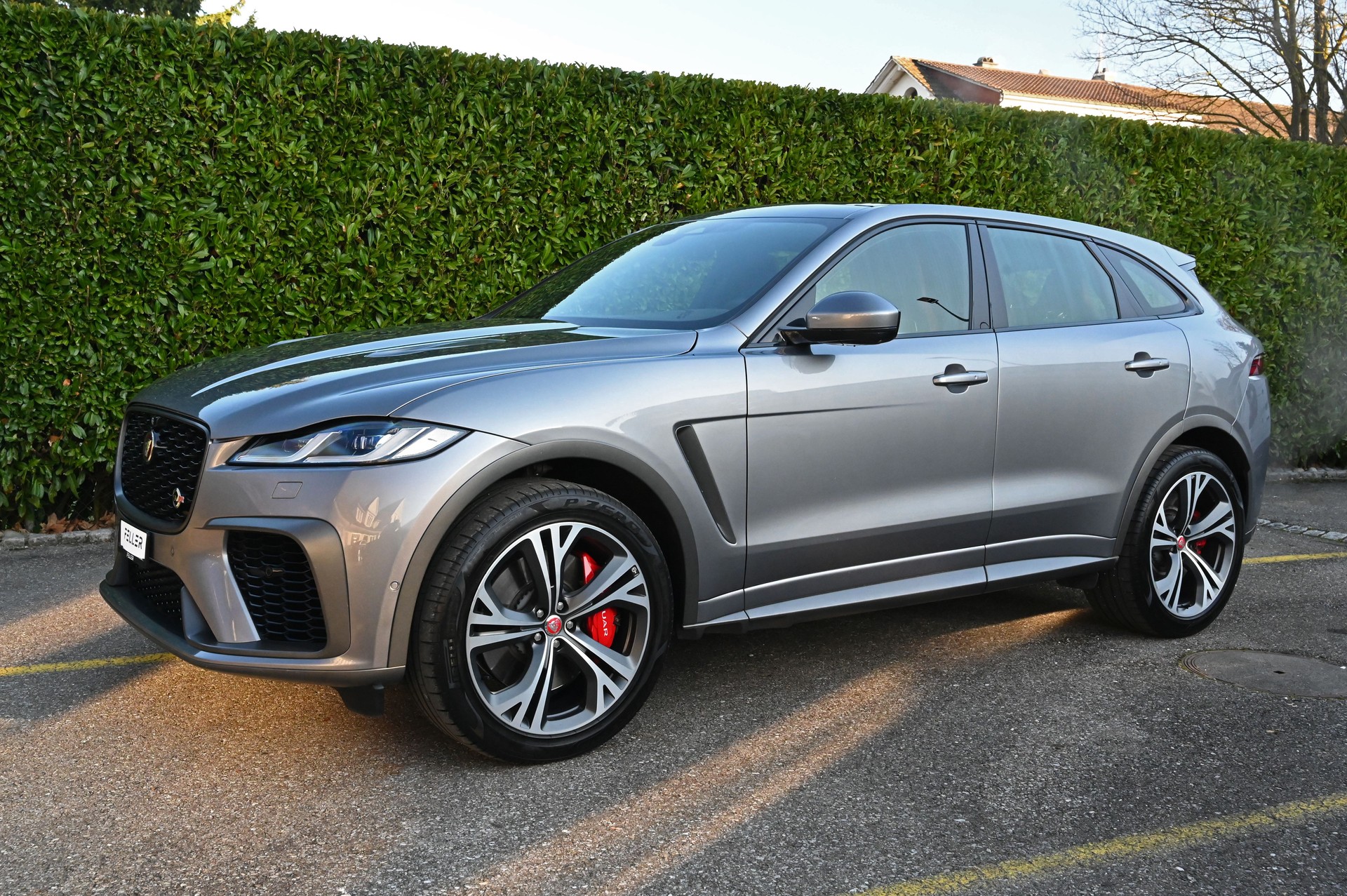 JAGUAR F-Pace 5.0 V8 SVR P550 AWD-showroom-element-2