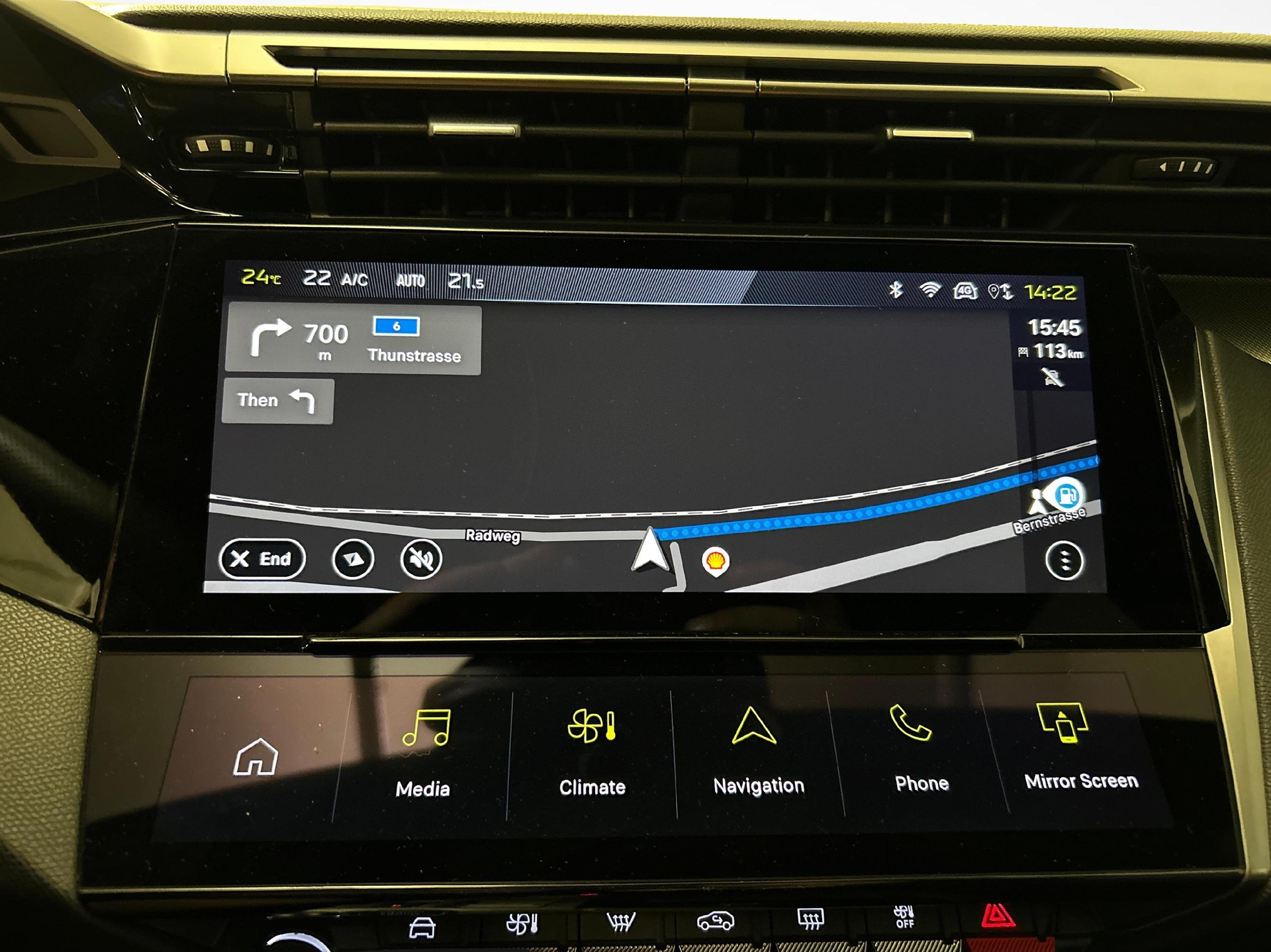 PEUGEOT 308 SW 1.6 PHEV 180 GT-image-7