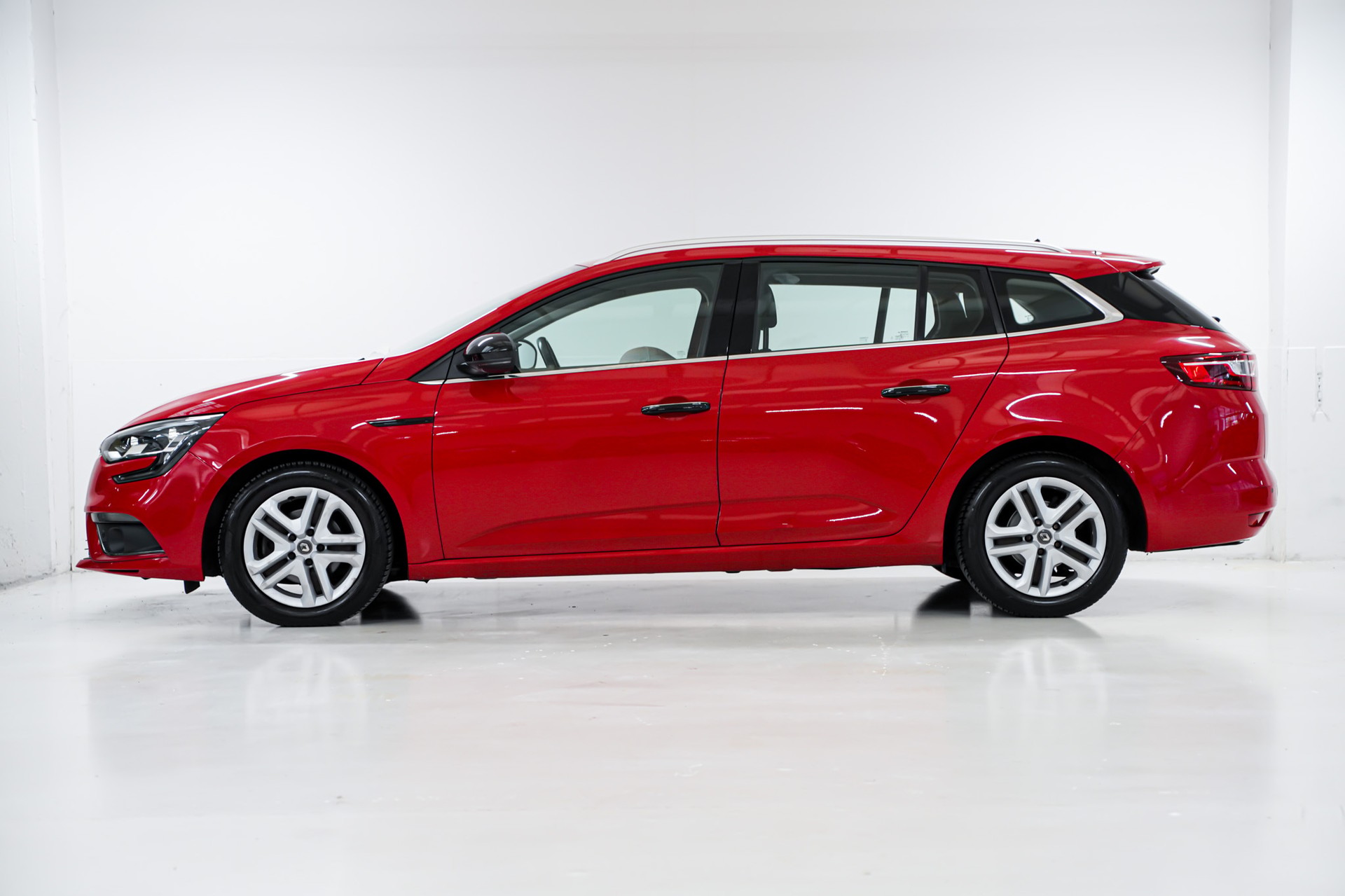 RENAULT Mégane Grandtour 1.5 dCi Business EDC-showroom-element-3