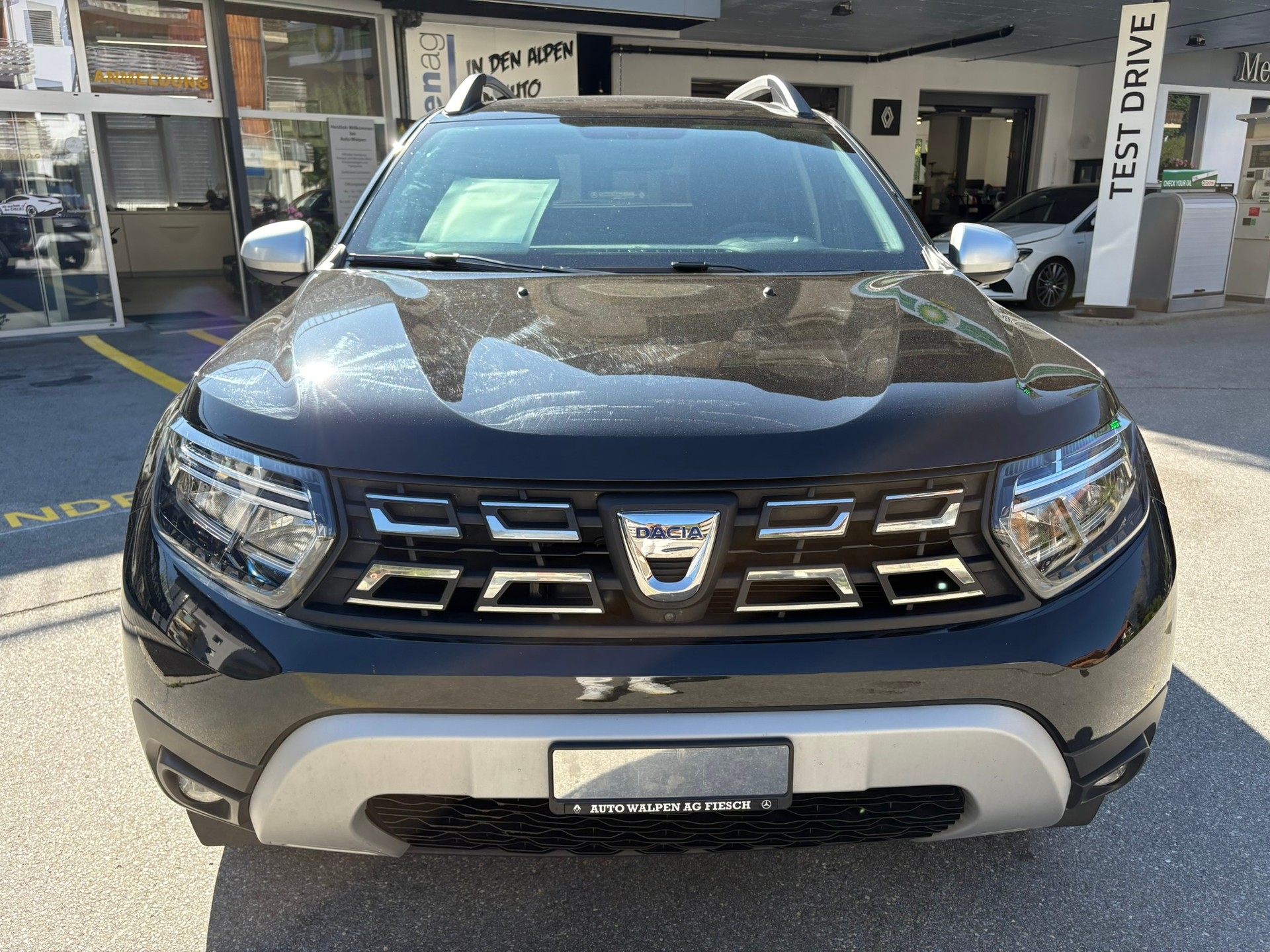 DACIA Duster TCe 150 Prest. 4x4-showroom-element-1