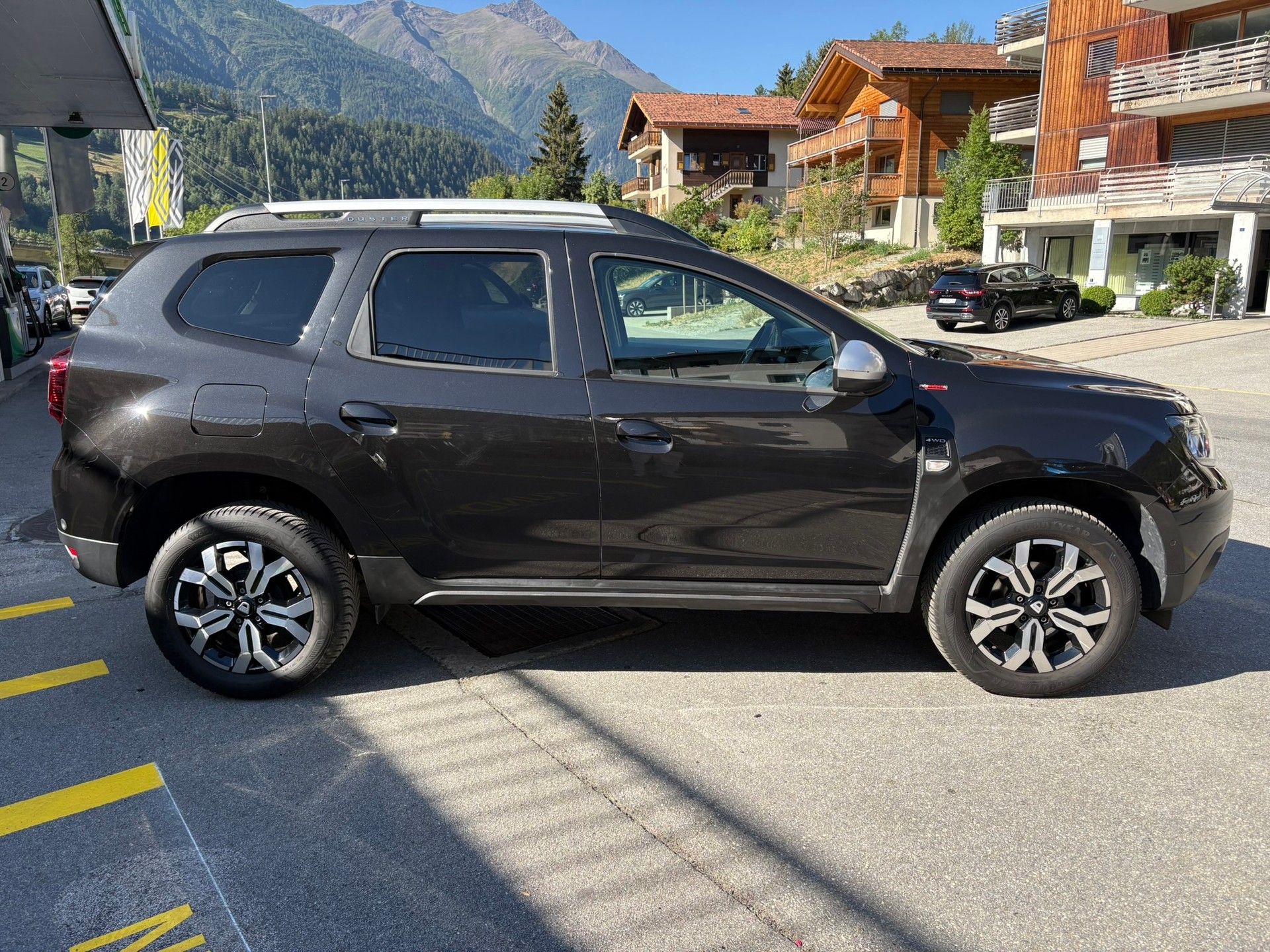 DACIA Duster TCe 150 Prest. 4x4-showroom-element-3