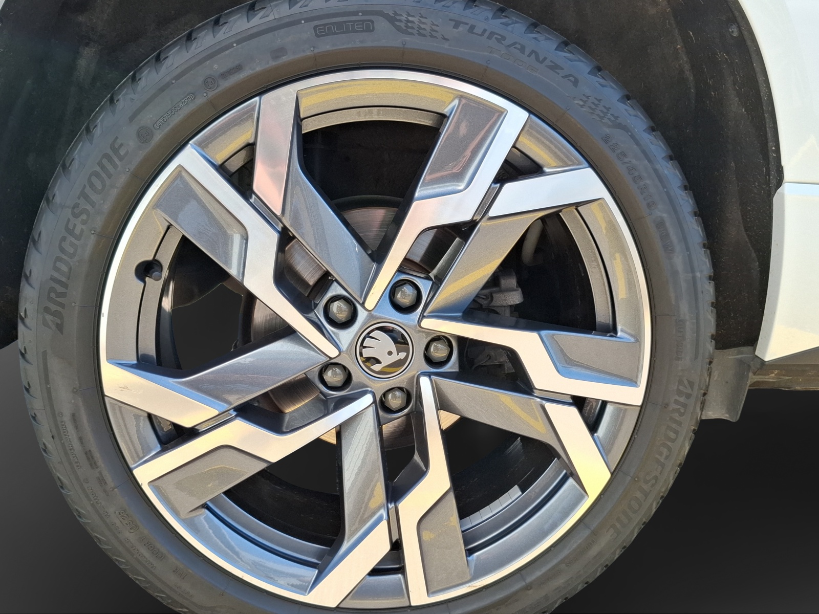 SKODA Karoq 2.0 TSI SportLine 4x4 DSG-image-13