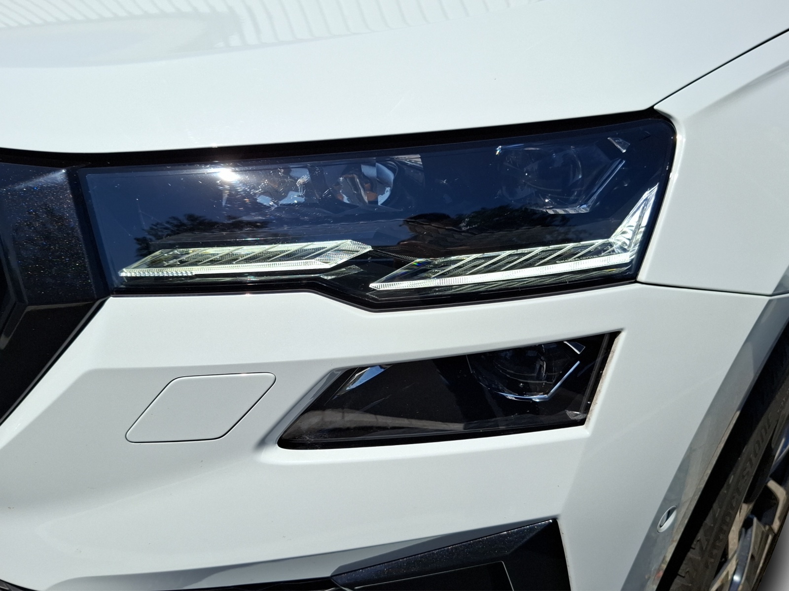 SKODA Karoq 2.0 TSI SportLine 4x4 DSG-image-15