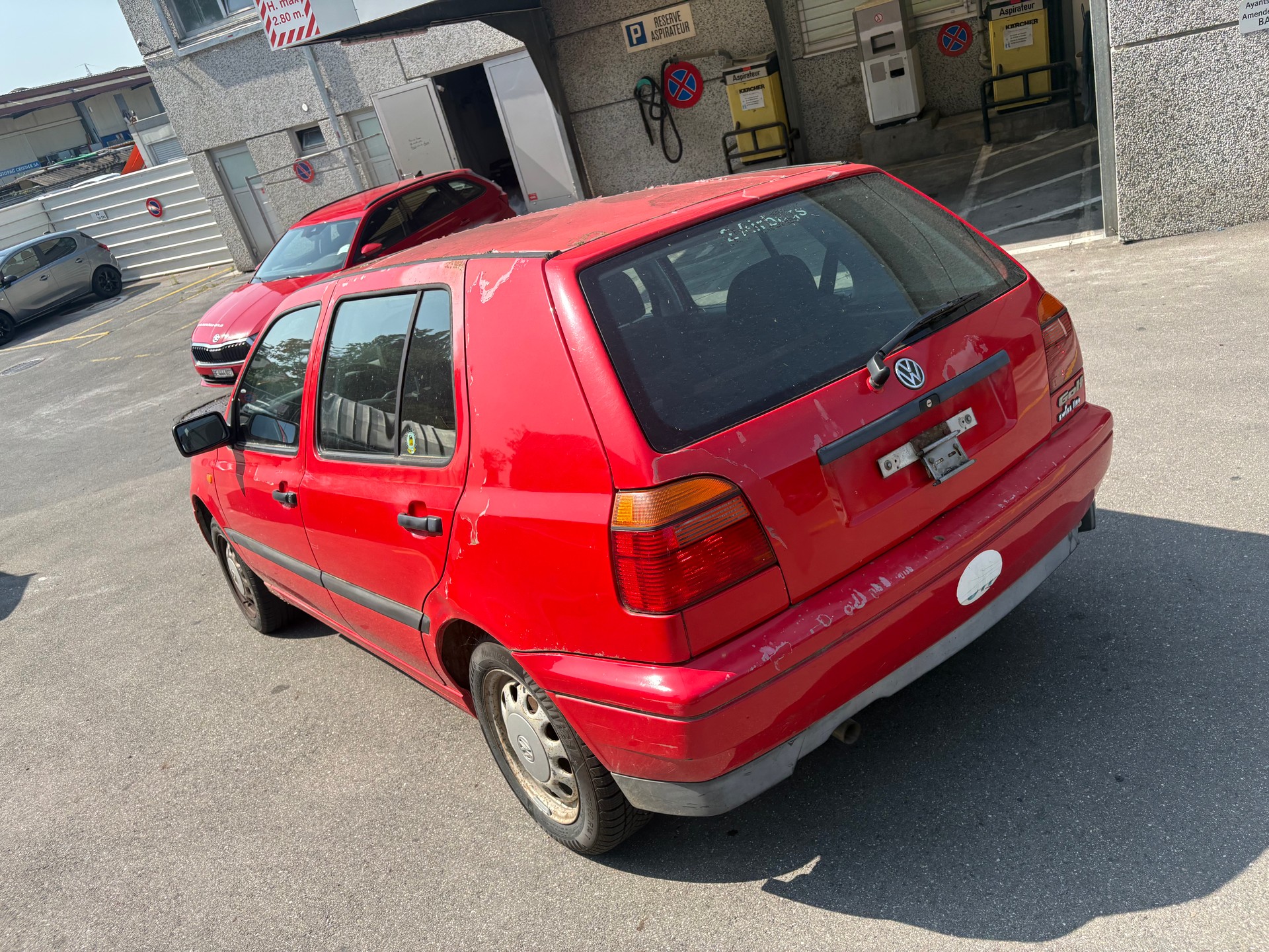 VW Golf 1800 Swiss Line-image-8