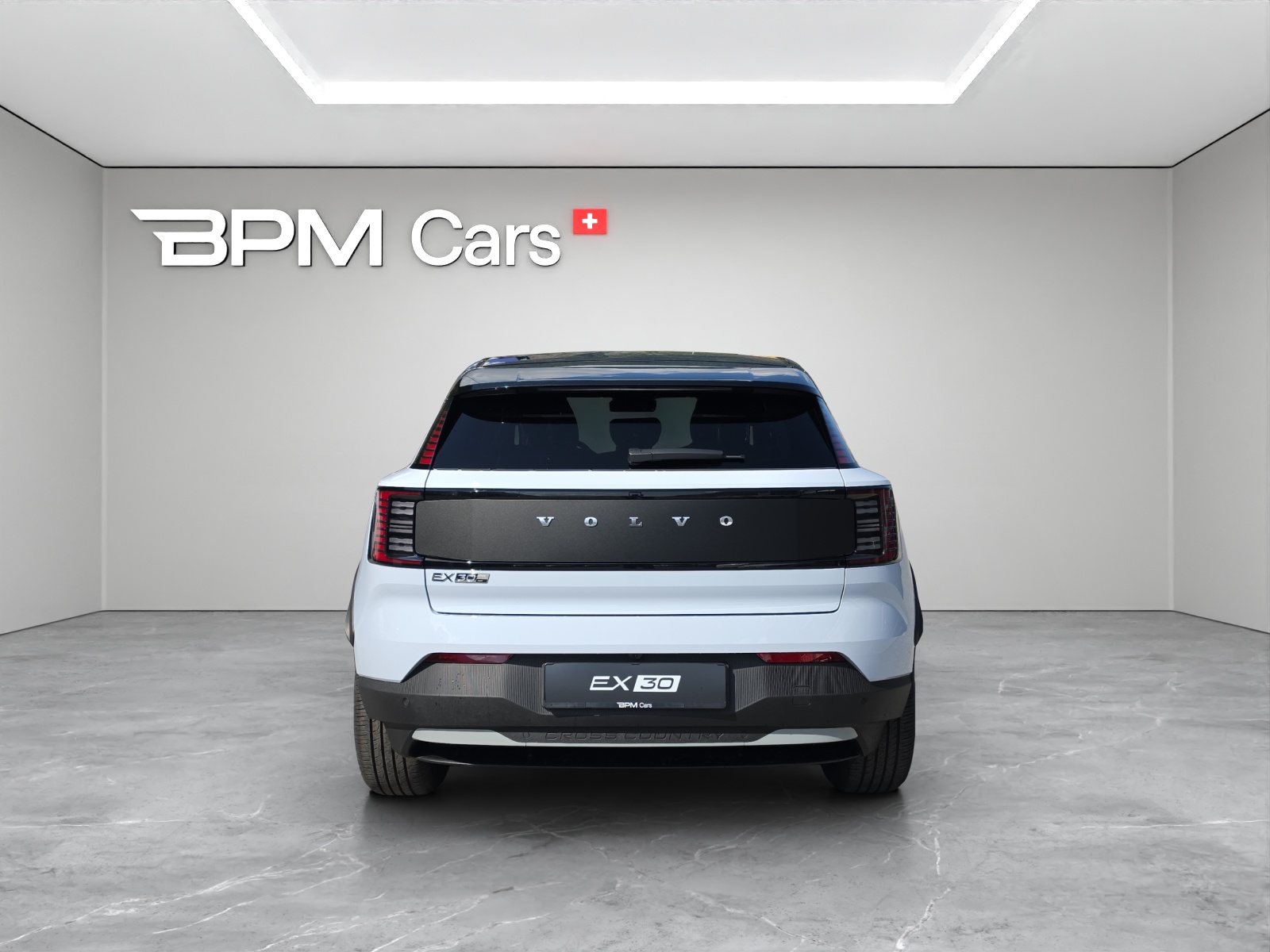 VOLVO EX30 Cross Country P8 69 kWh AWD Plus-showroom-element-3