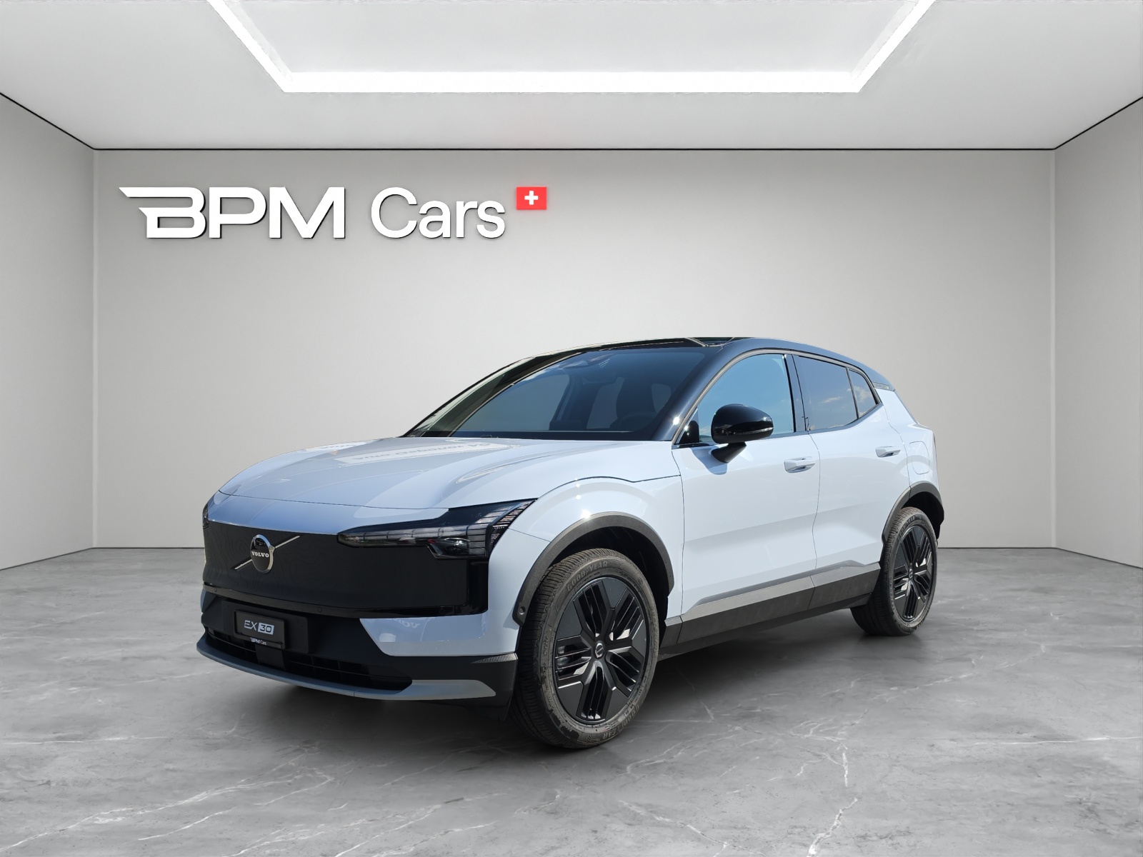 VOLVO EX30 Cross Country P8 69 kWh AWD Plus