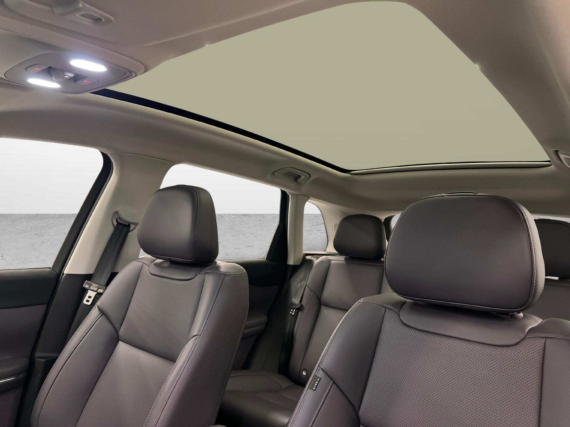 LEAPMOTOR C10 Design AWD-image-12
