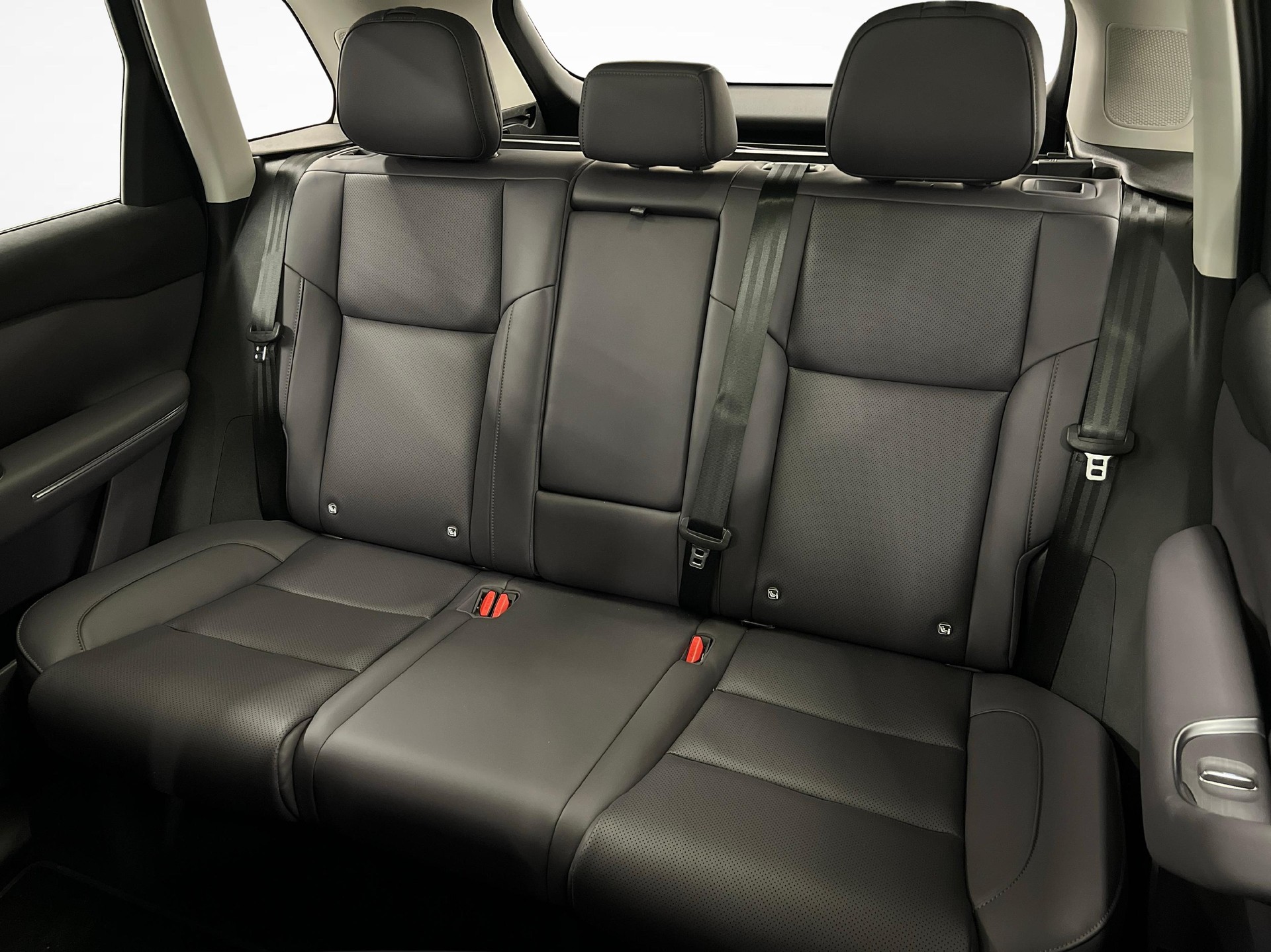 LEAPMOTOR C10 Design AWD-image-11