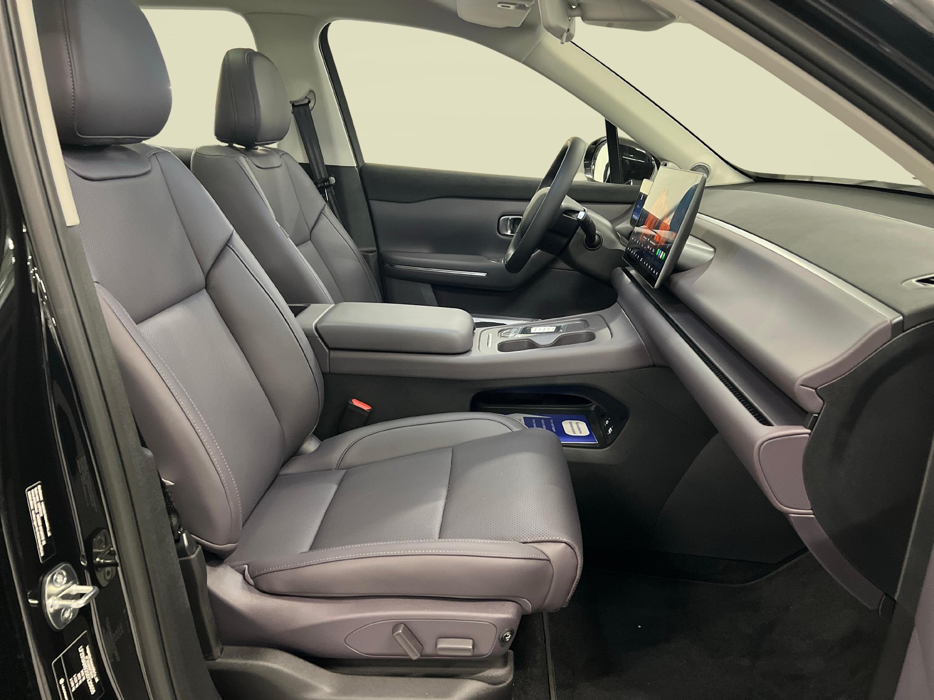 LEAPMOTOR C10 Design AWD-image-10