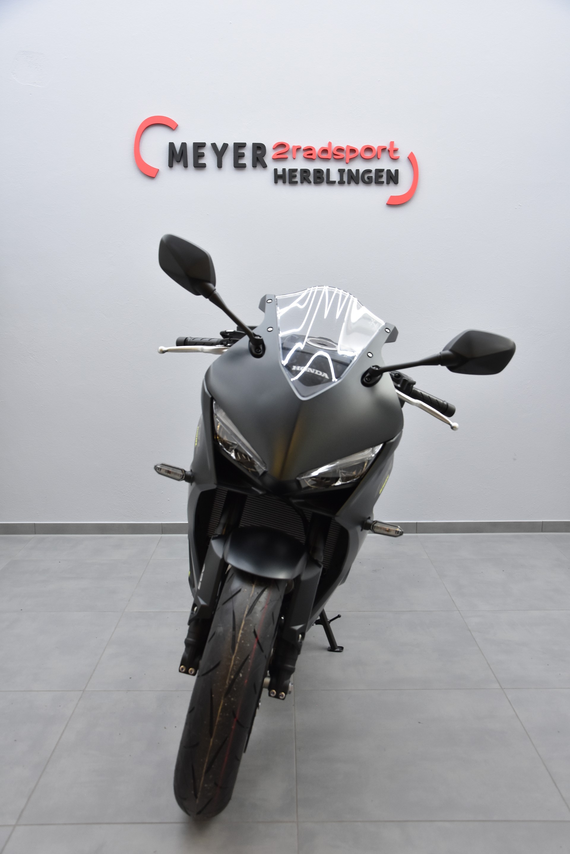HONDA CBR 650 R E-Clutch-showroom-element-2