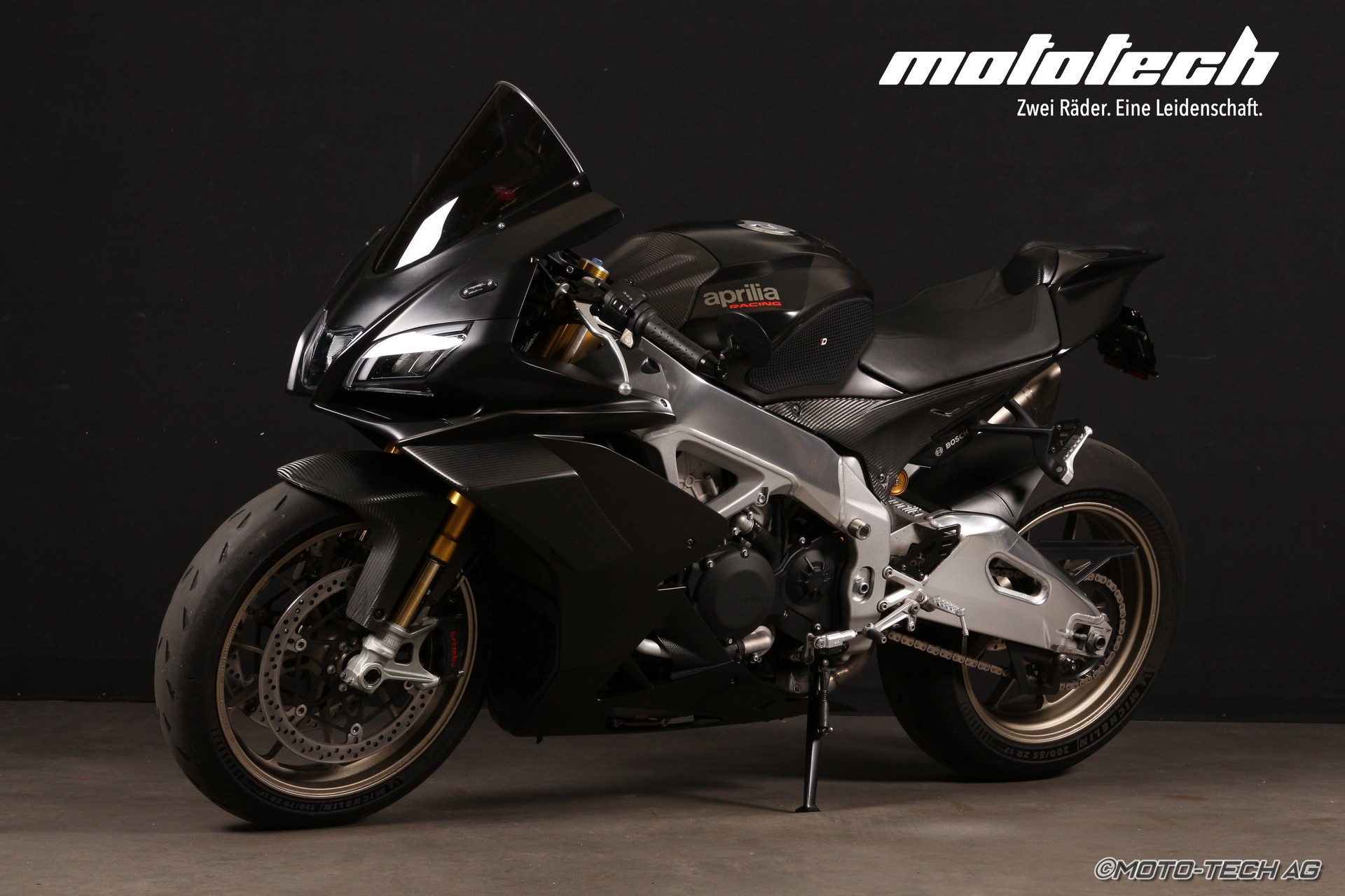 APRILIA RSV4 1100 Factory-image-4