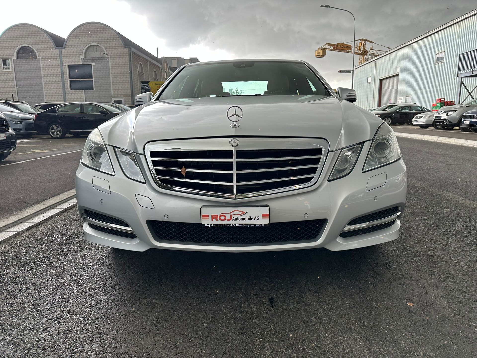 MERCEDES-BENZ E 350 CGI BlueEfficiency Avantgarde 7G-Tronic-showroom-element-2
