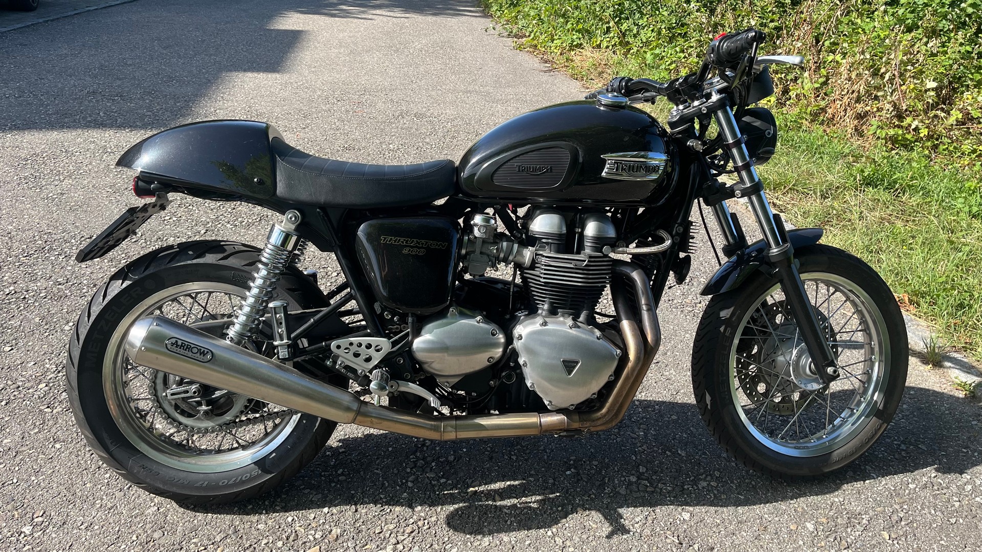 TRIUMPH Thruxton 900 i-image-5