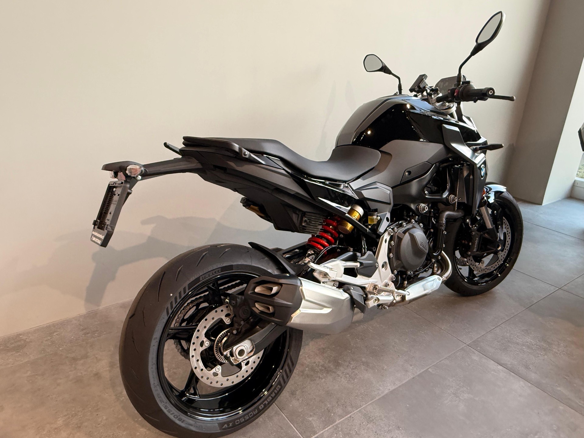 BMW F 900 R A2-image-1