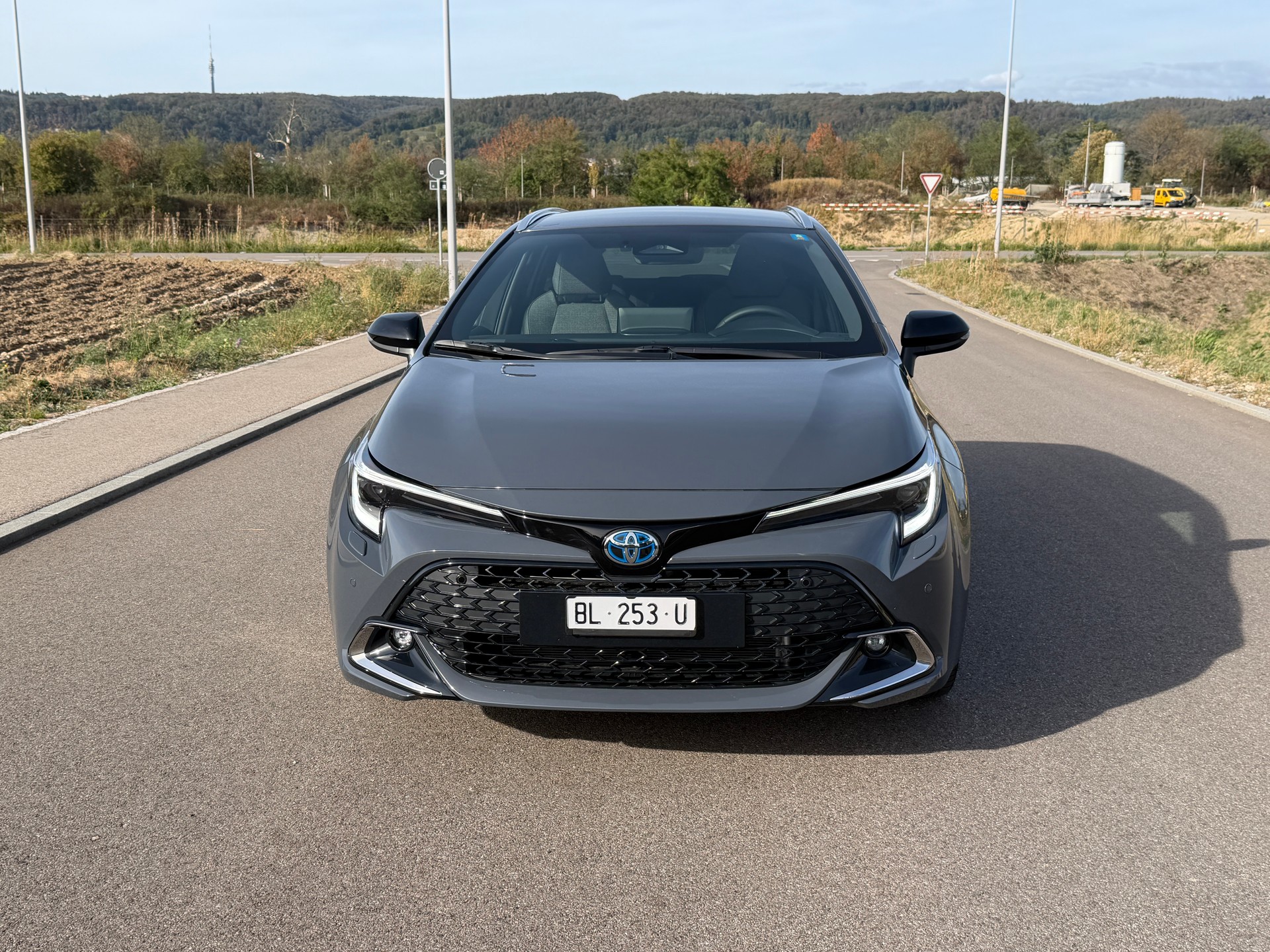 TOYOTA Corolla Touring Sports 1.8 HSD Trend e-CVT-image-4