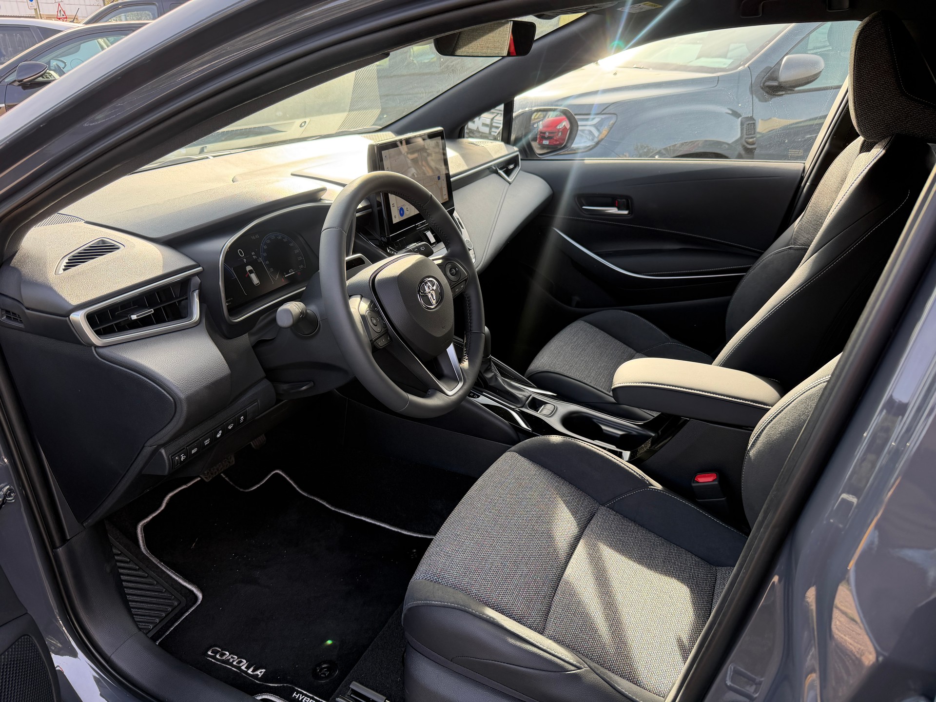 TOYOTA Corolla Touring Sports 1.8 HSD Trend e-CVT-image-25