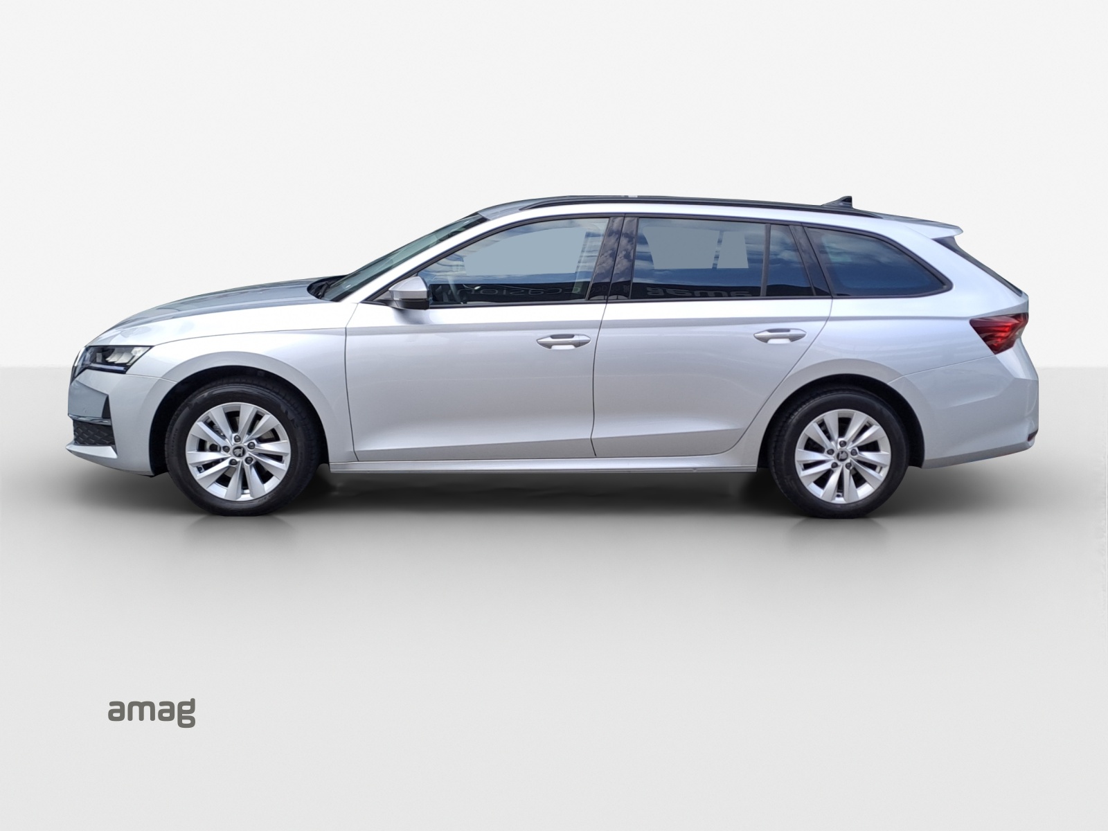SKODA Octavia Combi 2.0 TDI DSG Selection-showroom-element-1