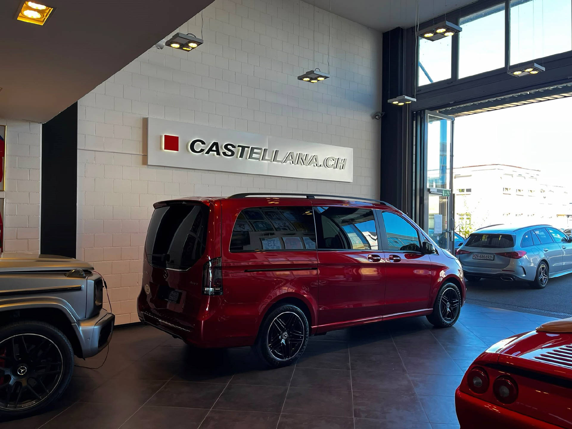 MERCEDES-BENZ V 300 d 4MATIC Exclusive Lang Van-image-5