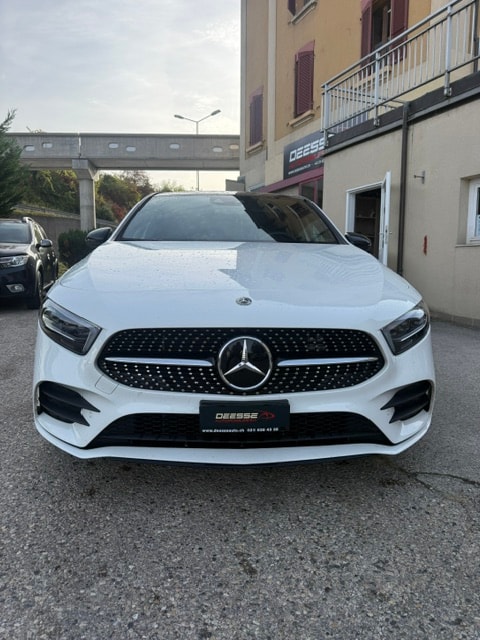 MERCEDES-BENZ A 250e AMG Line 8G-DCT-showroom-element-1