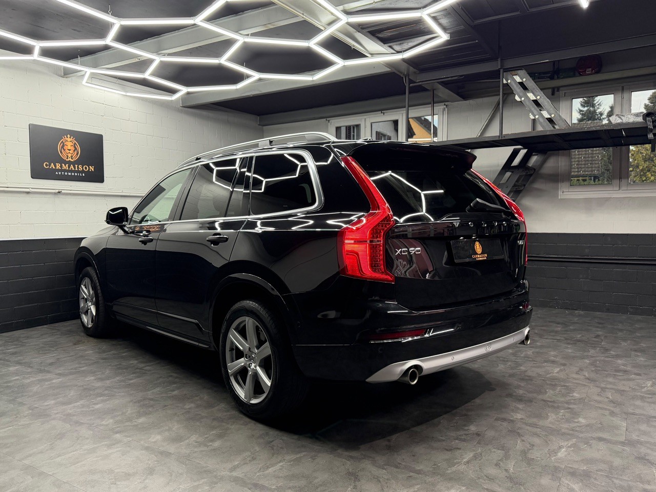 VOLVO XC90 D5 AWD Momentum Geartronic | 7. Plätzer | Rückfahrkamera | Leder | Pilot & Parkassist-showroom-element-2