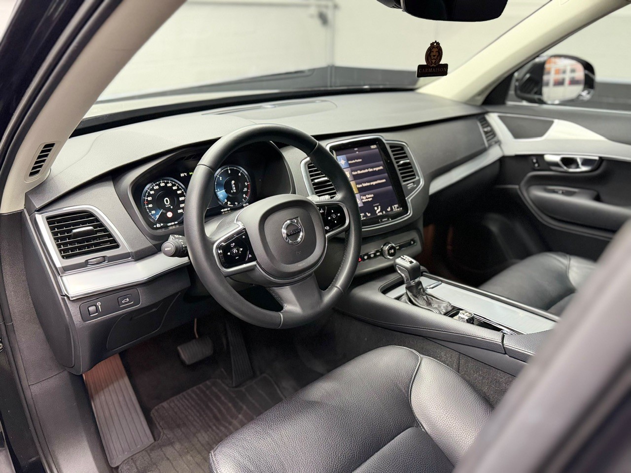 VOLVO XC90 D5 AWD Momentum Geartronic | 7. Plätzer | Rückfahrkamera | Leder | Pilot & Parkassist-image-15