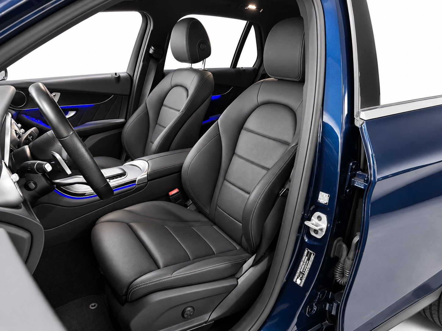 MERCEDES-BENZ GLC 200 Night Star AMG Line 4m-image-7