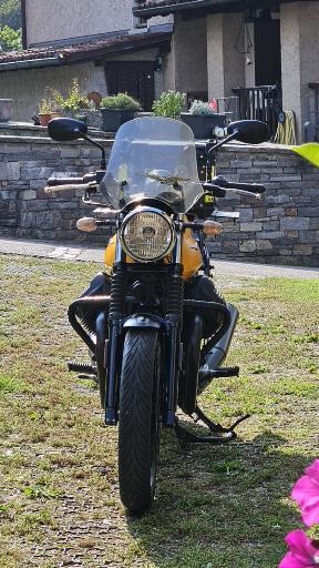 MOTO GUZZI V7 II Stone 750 A-image-1