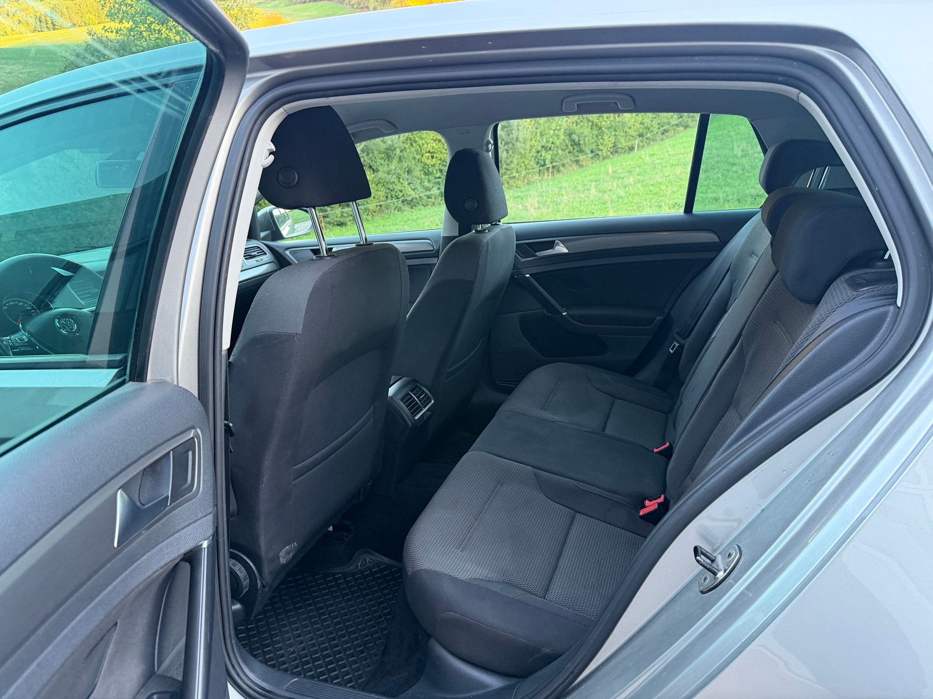 VW Golf 1.4 TSI Trendline-image-6