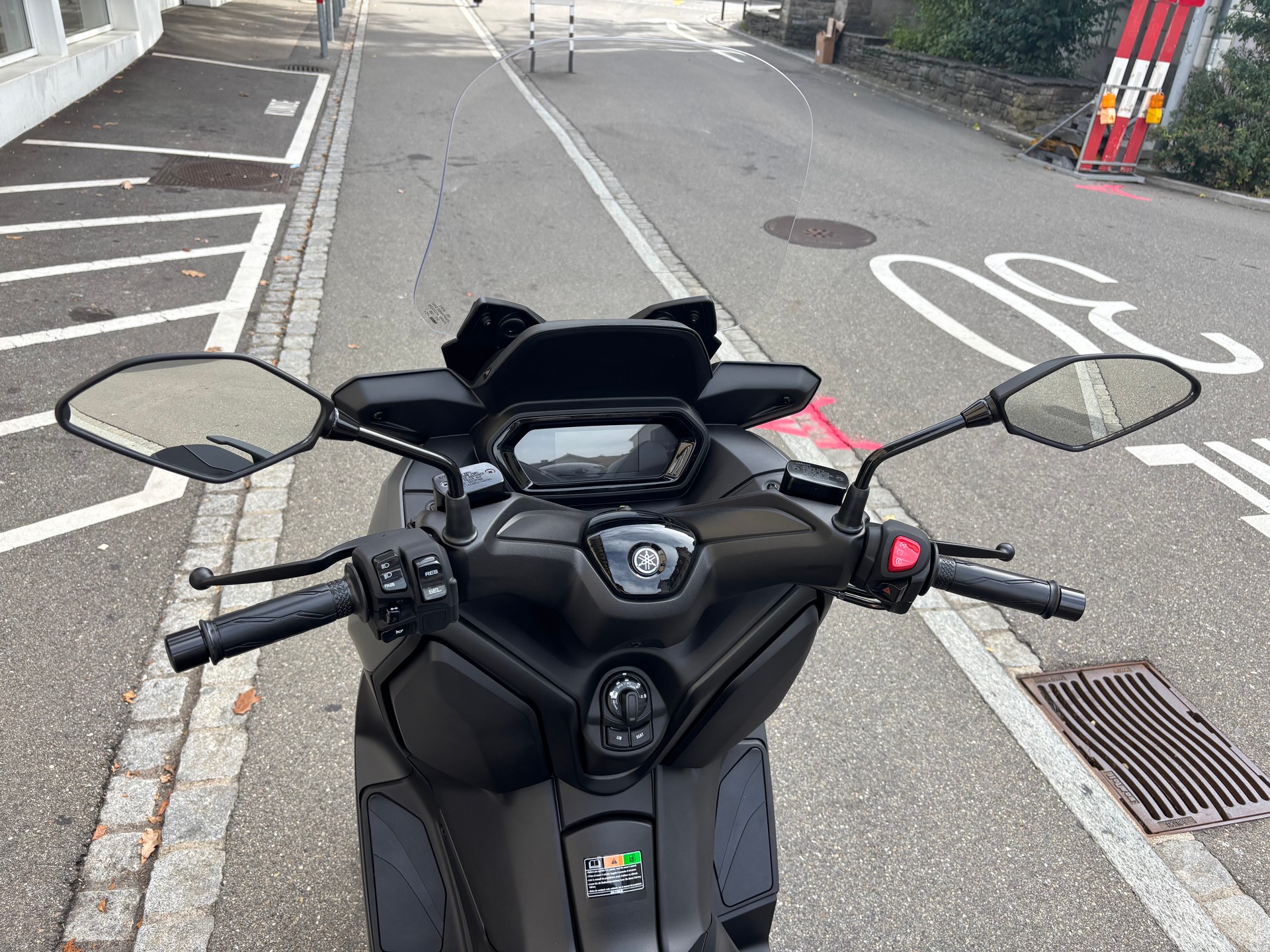 YAMAHA X-Max 300-image-5