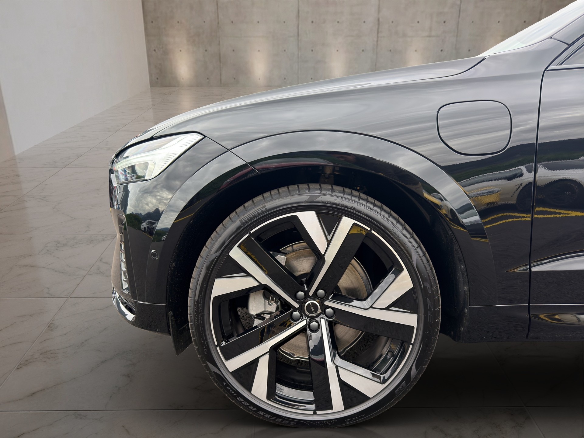 VOLVO XC60 2.0 T8 TE Black Edition eAWD-image-9