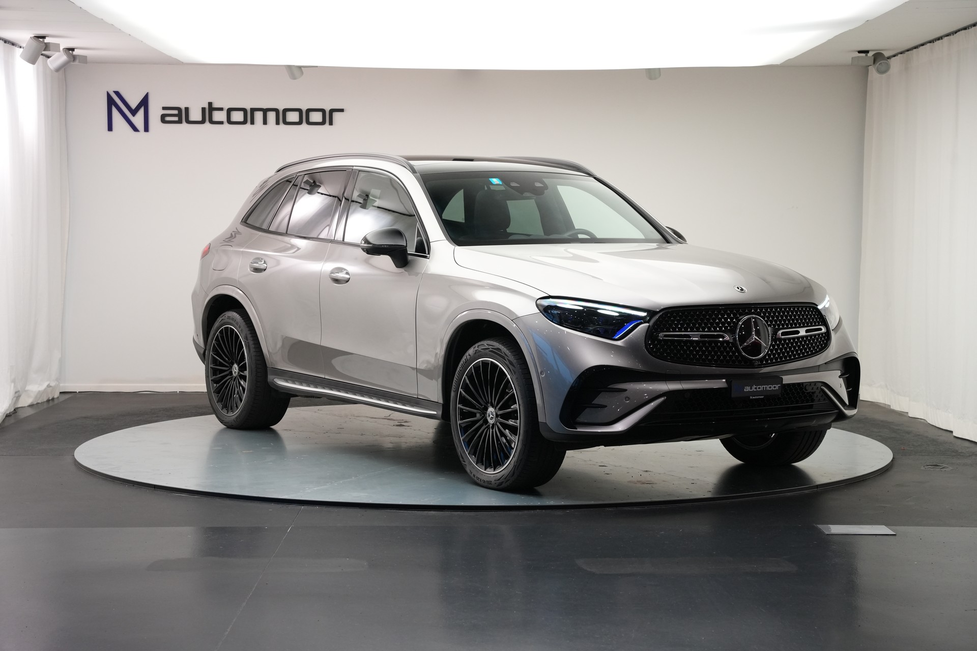 MERCEDES-BENZ GLC 300 e 4Matic 9G-Tronic *CH-Fahrzeug*-showroom-element-2
