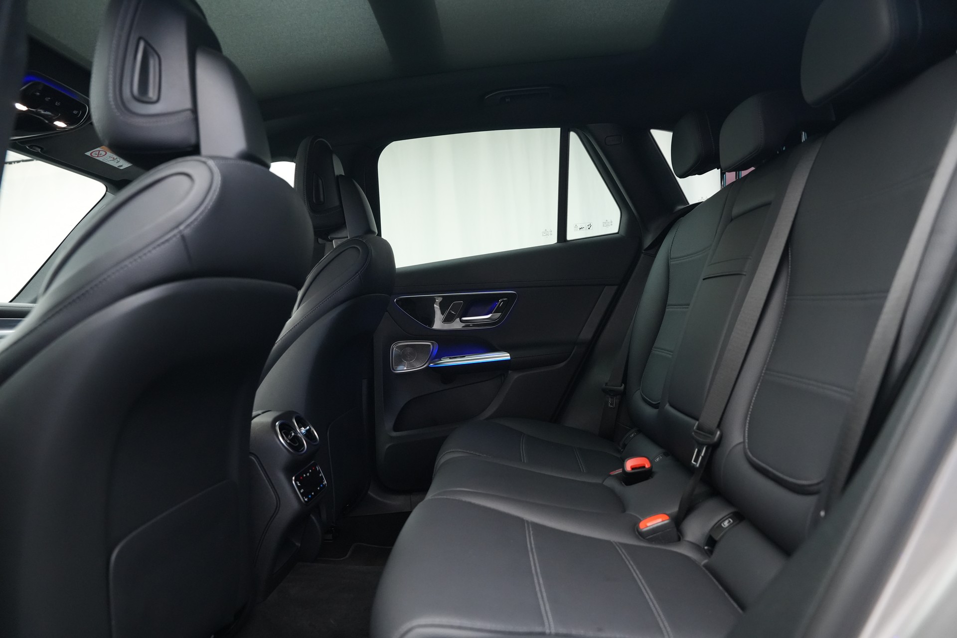 MERCEDES-BENZ GLC 300 e 4Matic 9G-Tronic *CH-Fahrzeug*-image-15