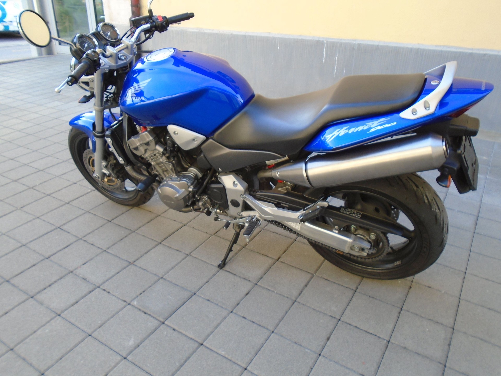 HONDA CB 900 F Hornet-image-1