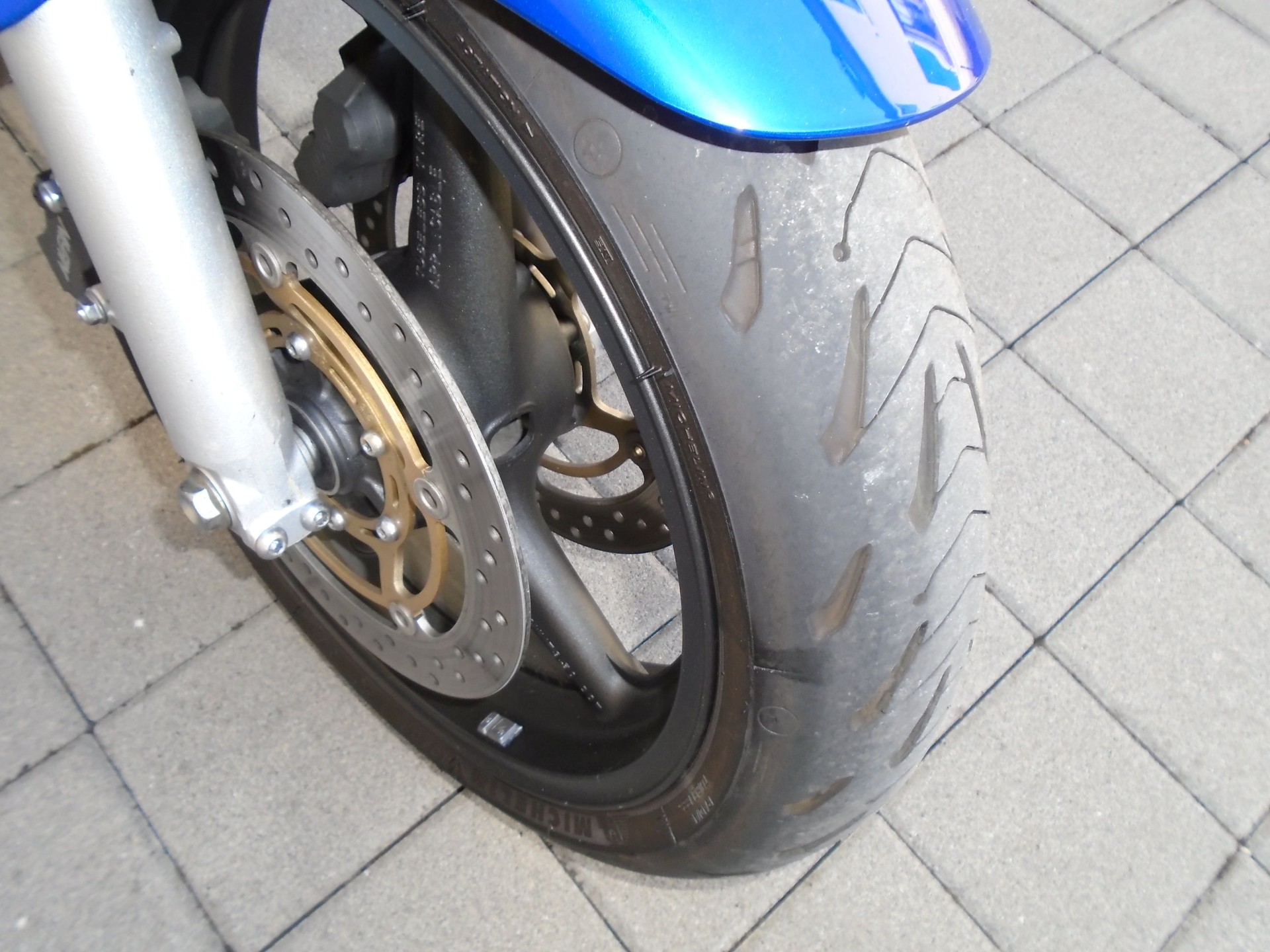 HONDA CB 900 F Hornet-image-5