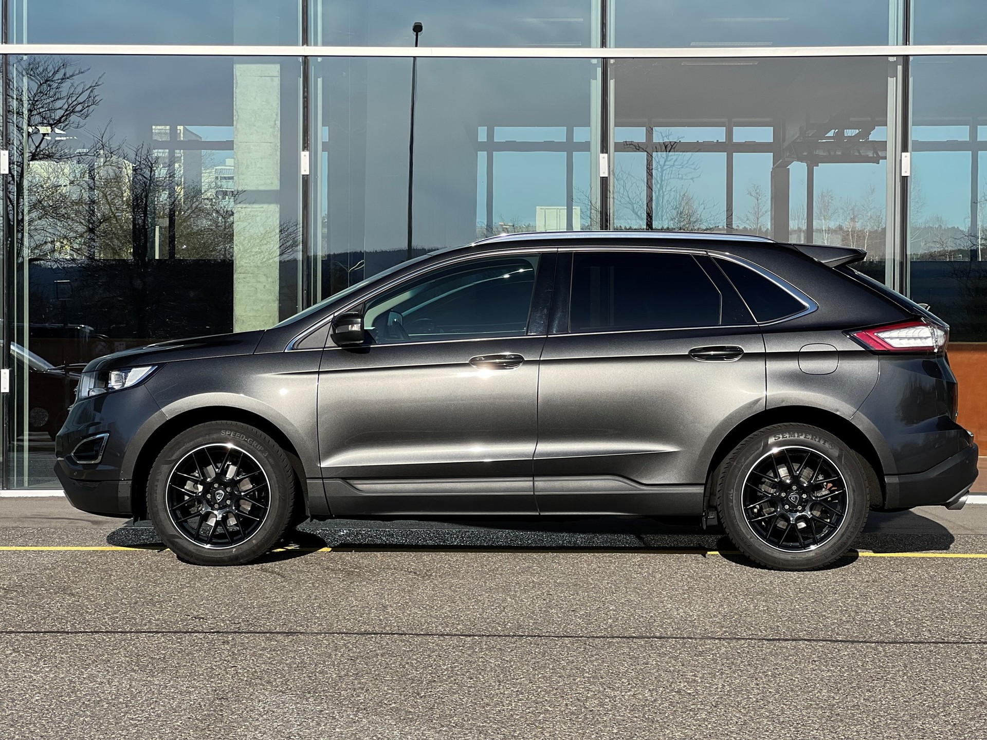 FORD Edge 2.0 TDCi Sport 4WD PowerShift-showroom-element-3