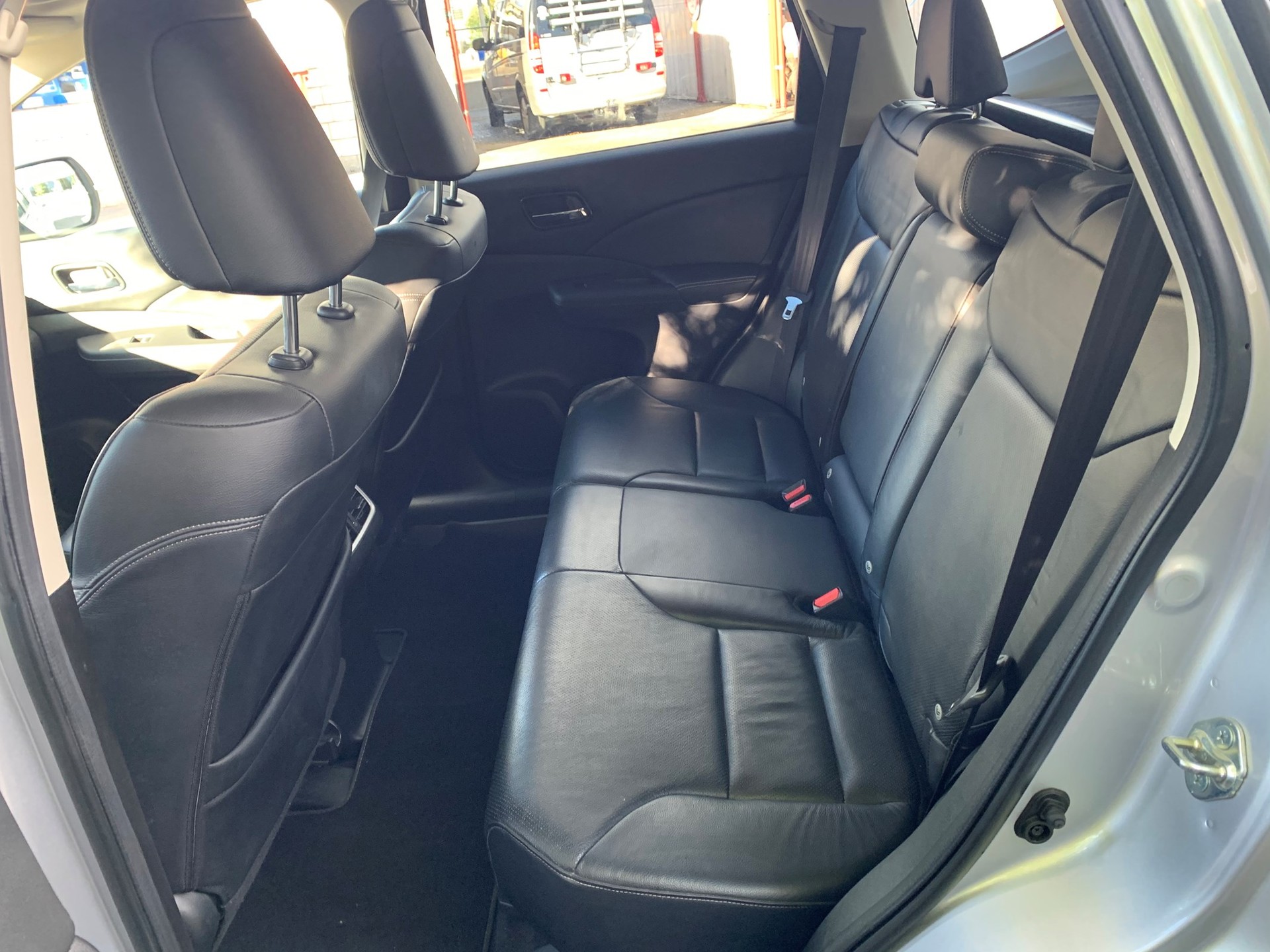 HONDA CR-V 1.6 i-DTEC Executive 4WD Automatic-image-16