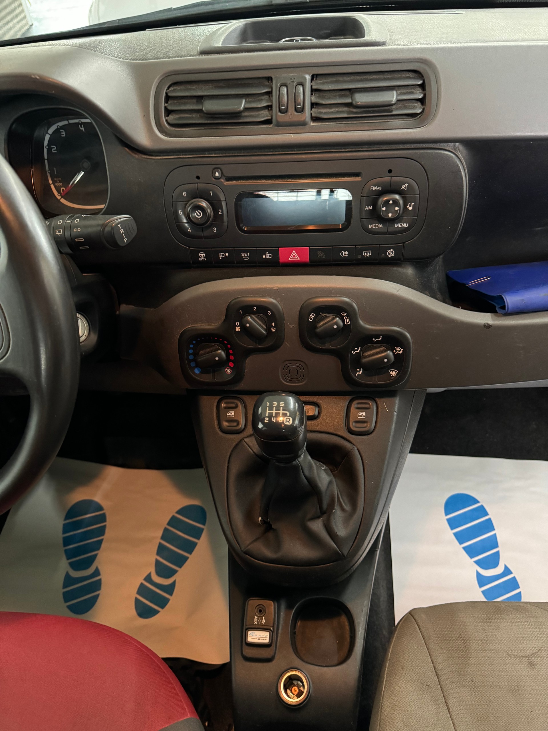 FIAT Panda Van 0.9 Twin Air Climbing 4x4-image-13