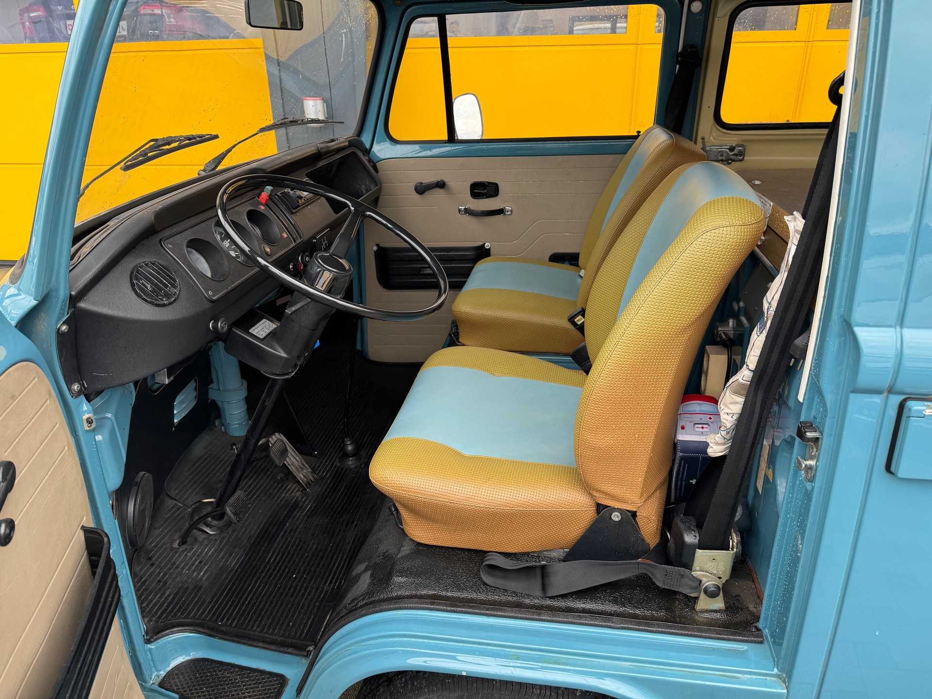 VW 21-515-image-8