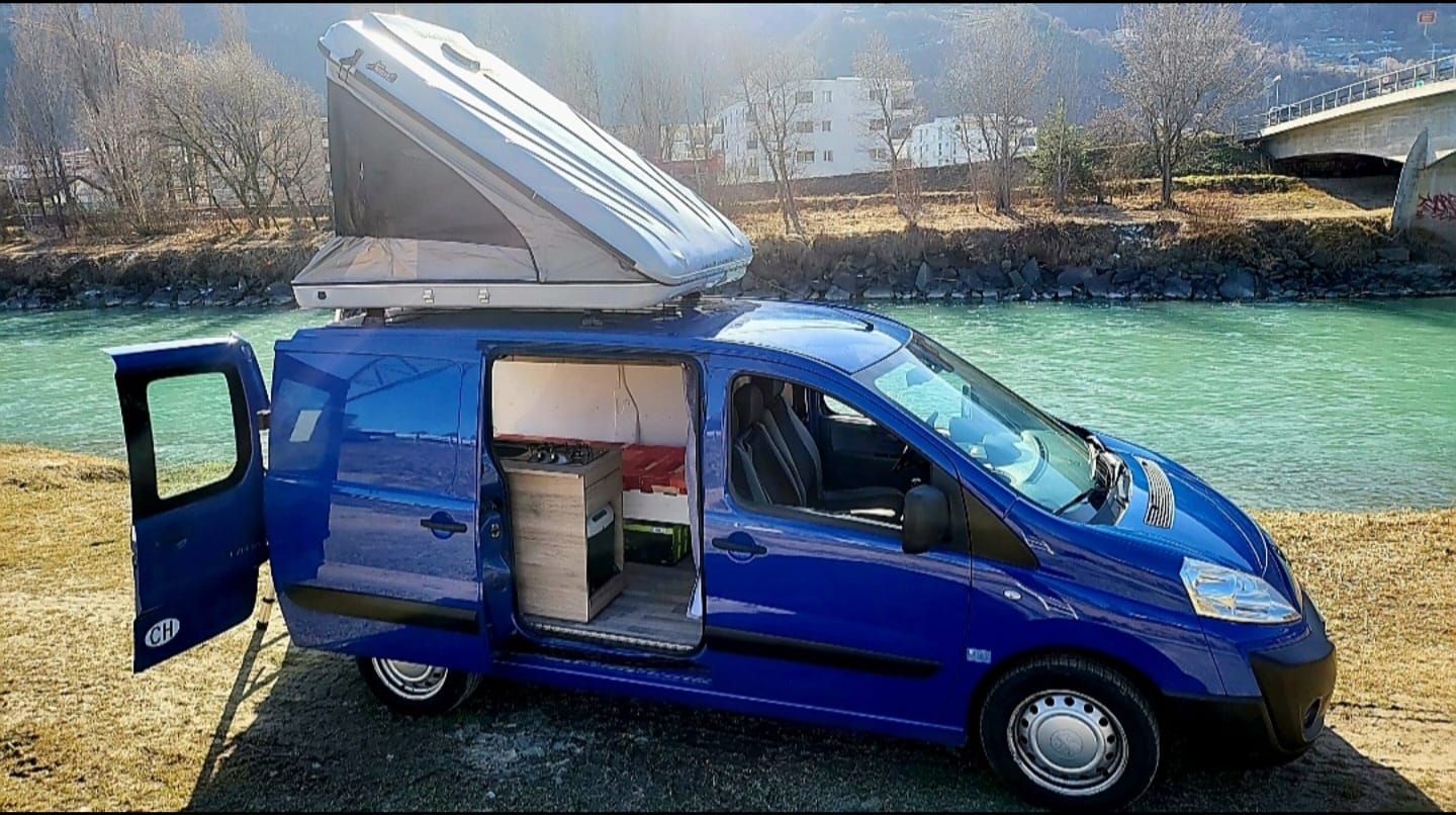 PEUGEOT EXPERT-image-6