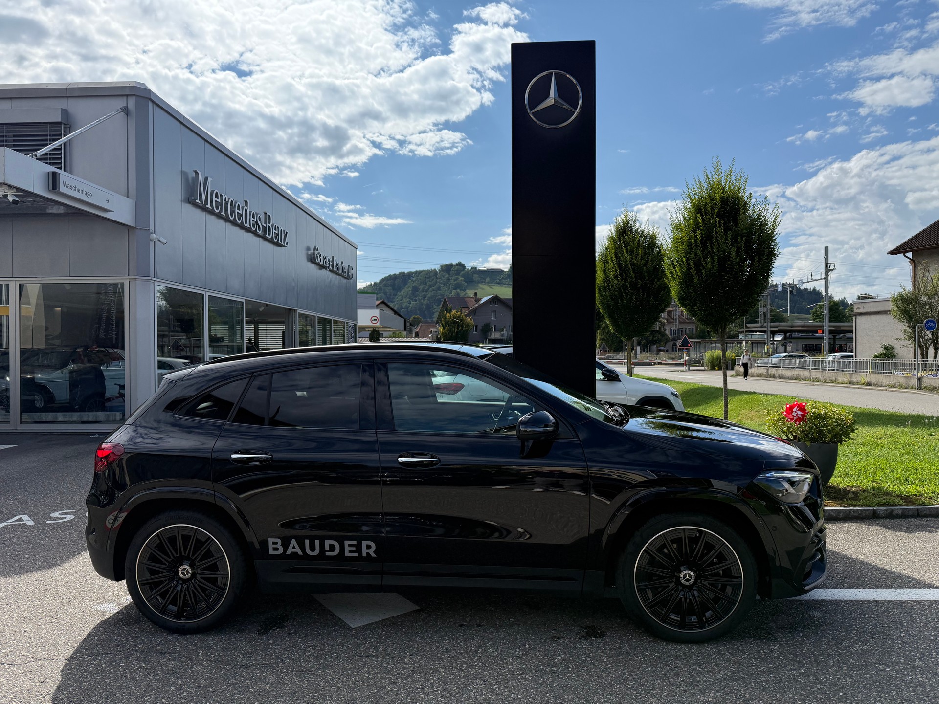 MERCEDES-BENZ GLA 200 Night Star 7G-D-image-6