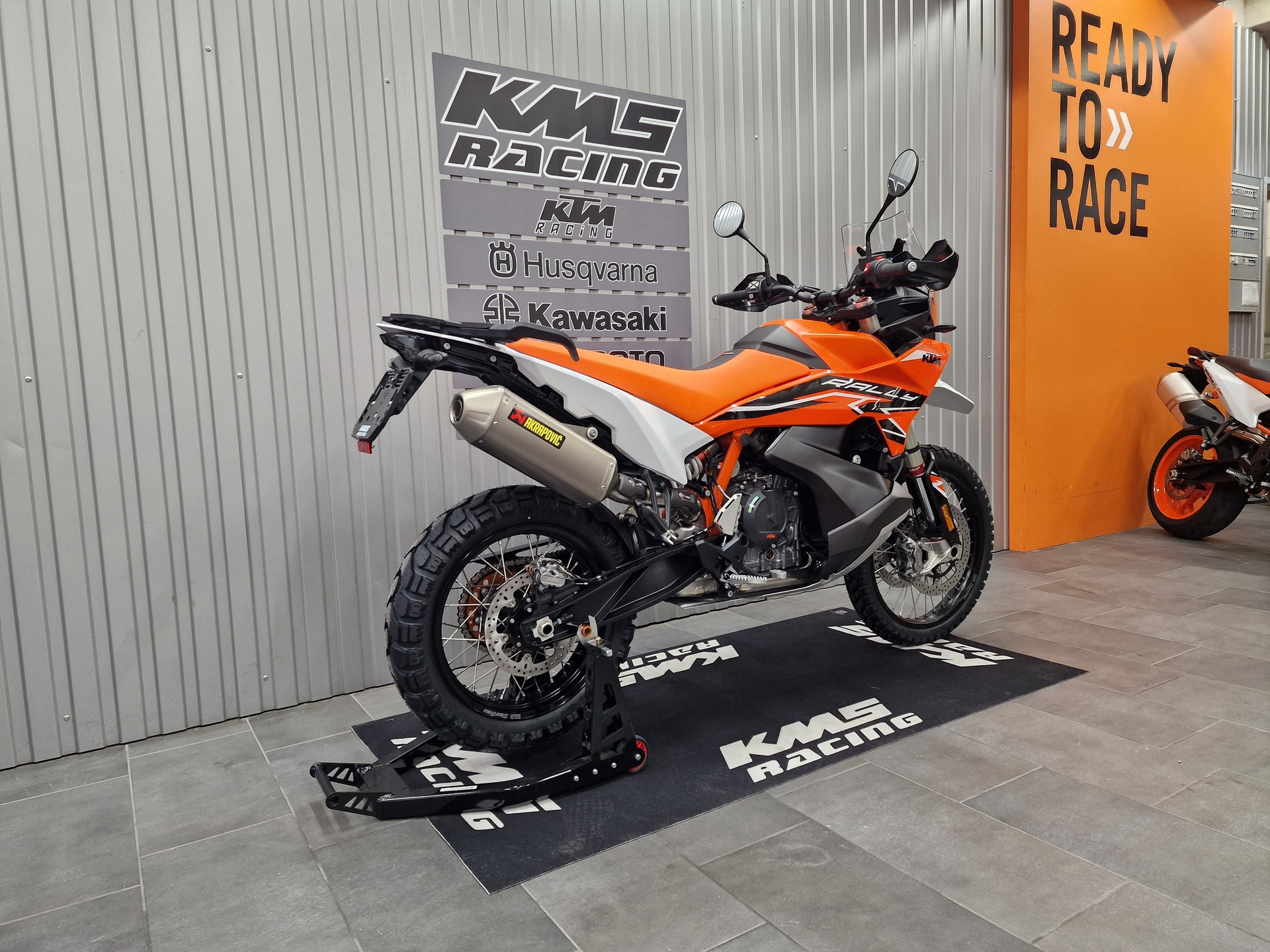 KTM 890 Adventure R Rally-image-2