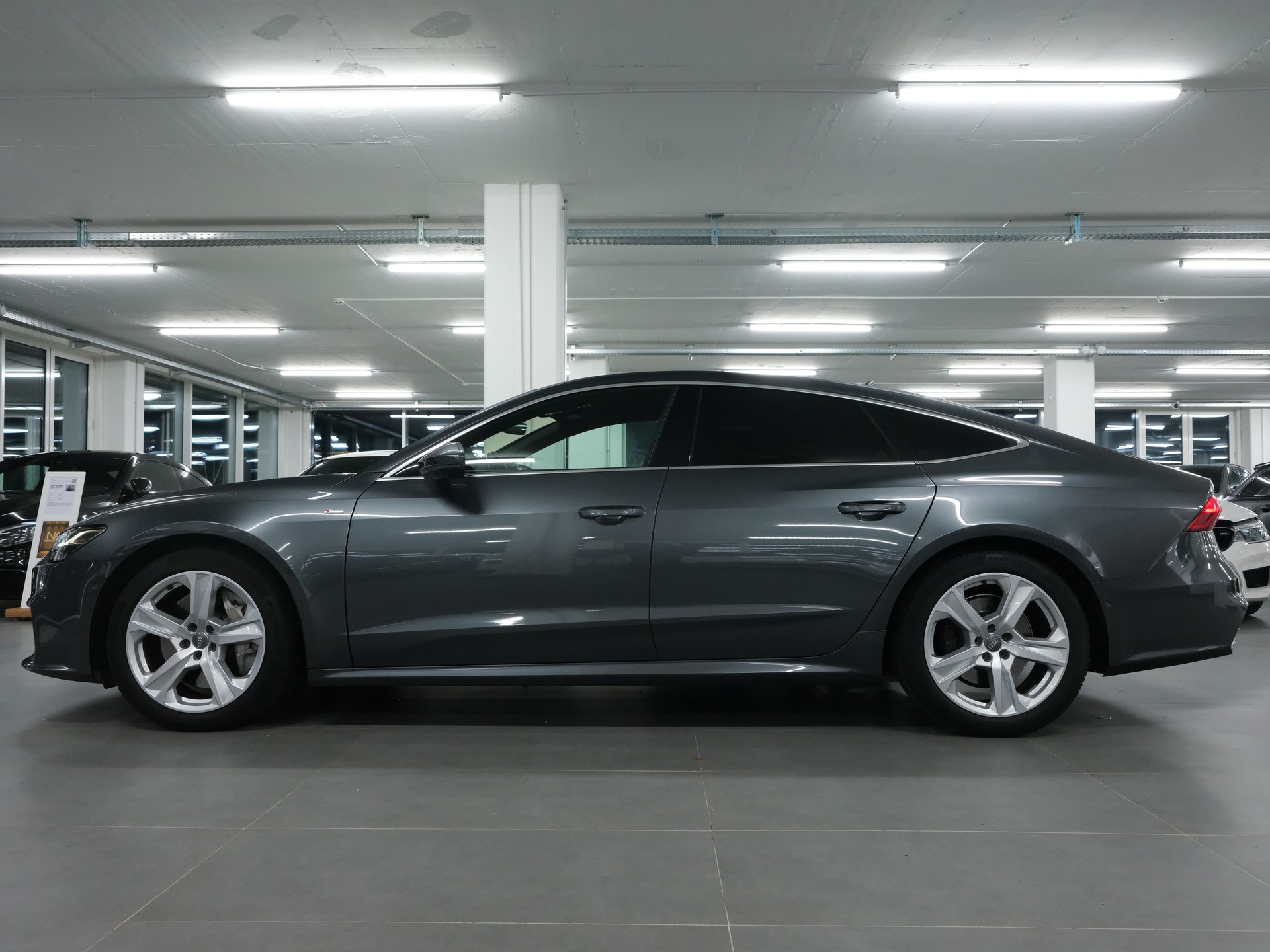 AUDI A7 Sportback 55 TFSI quattro S-tronic-image-5