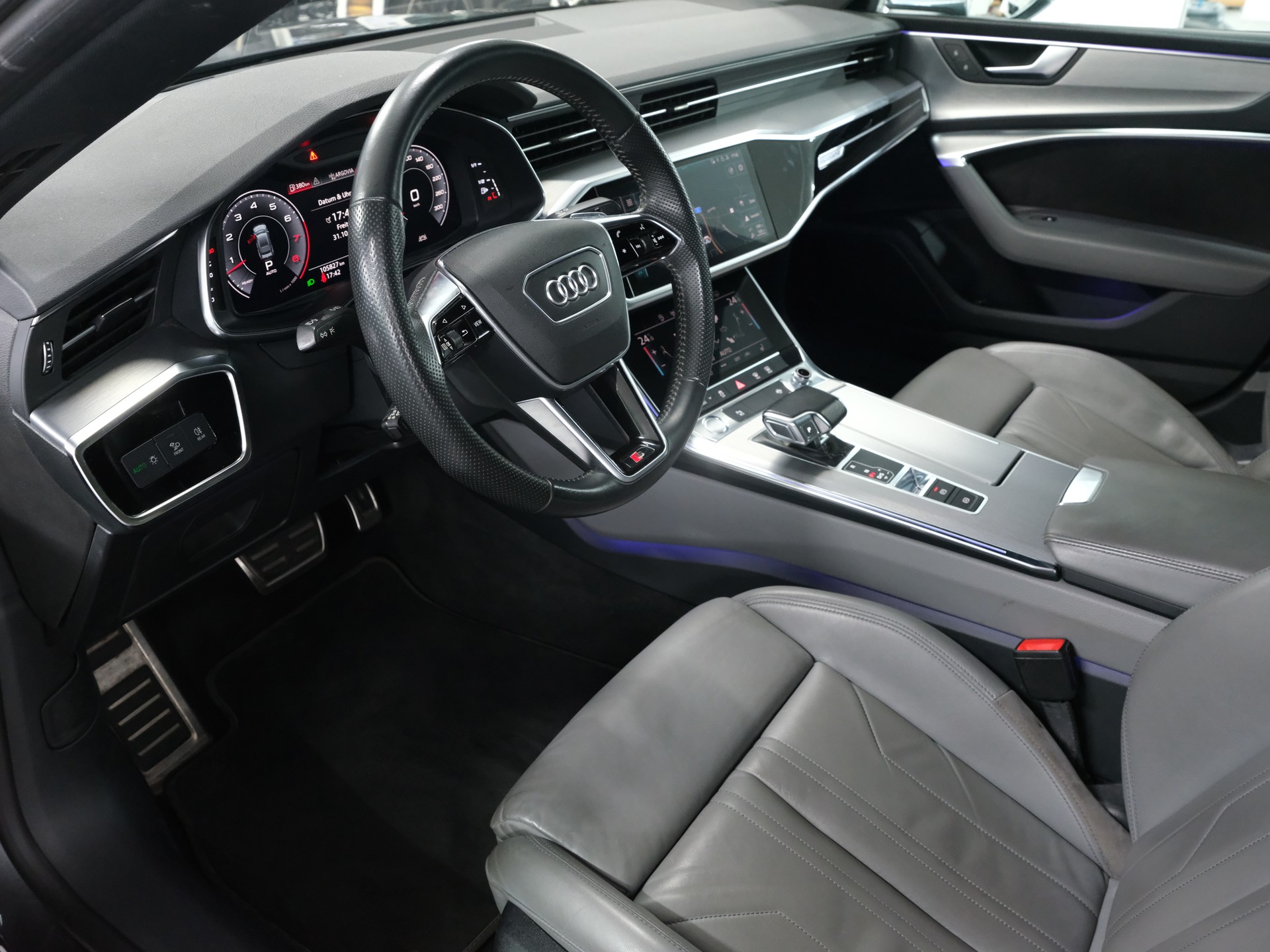 AUDI A7 Sportback 55 TFSI quattro S-tronic-image-9