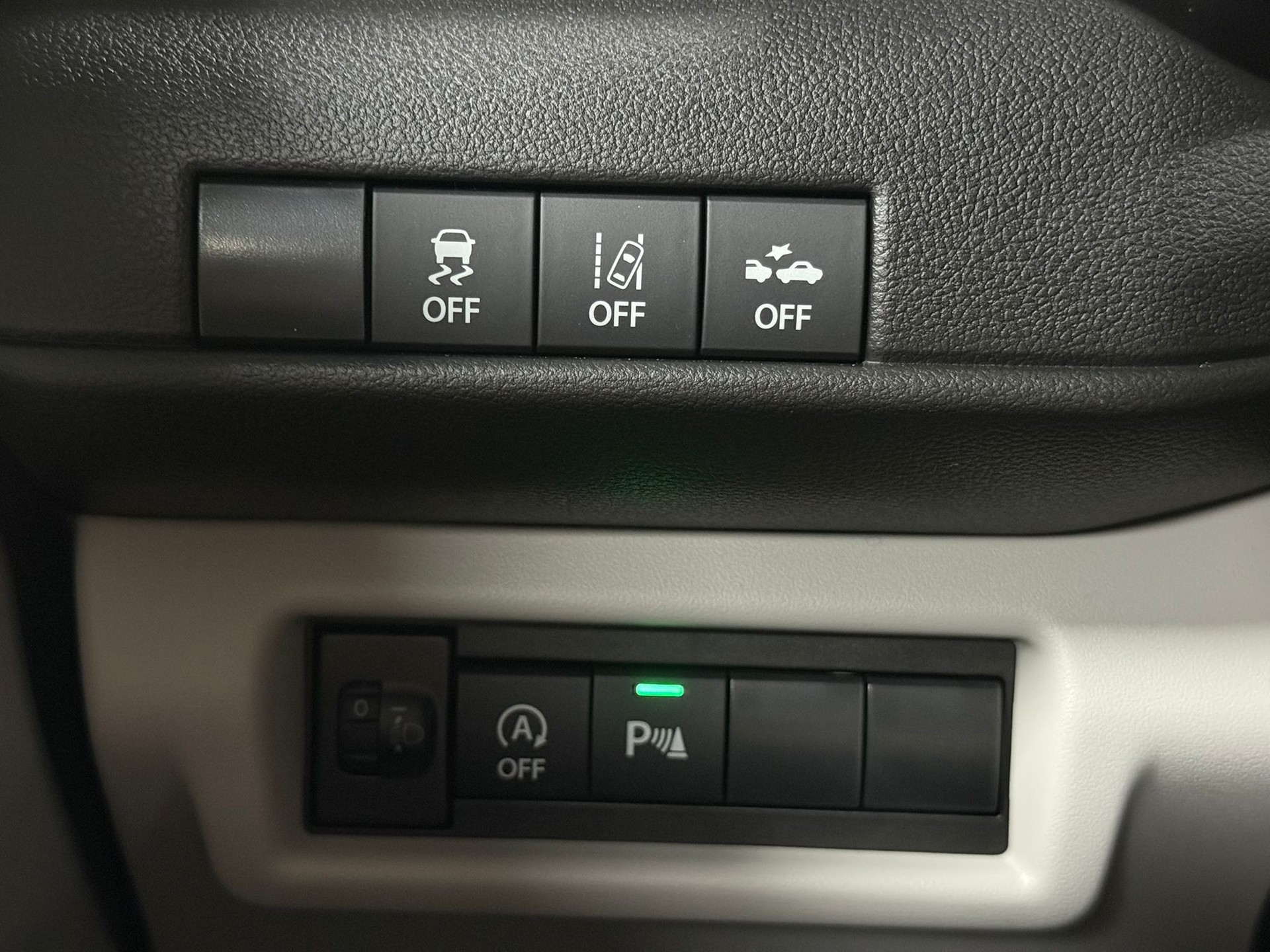SUZUKI Swift 1.2 Compact Top Hybrid CVT-image-17